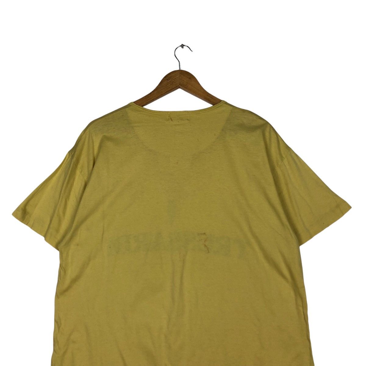 Japanese Brand × Trussardi Vintage Trussardi T-shirt Vintage Material Solf Medium Size US M / EU 48-50 / 2 - 8 Thumbnail