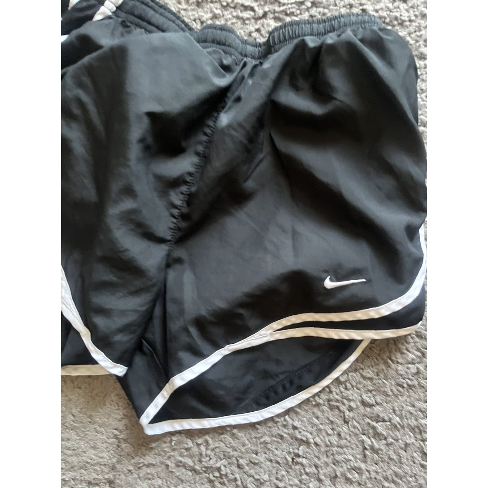 Nike Nike Dri-Fit Shorts Women’s Black & White Lined Elastic Waist Size S Size 32" / US 10 / IT 46 - 3 Thumbnail