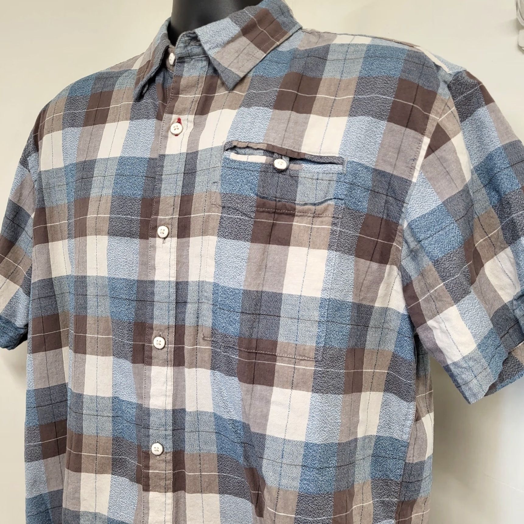 Vintage Grizzly Mountain Shirt Men XL Blue Brown Cream Short Sleeve Plaid Pocket Button-Up Shirt Size US XL / EU 56 / 4 - 2 Thumbnail