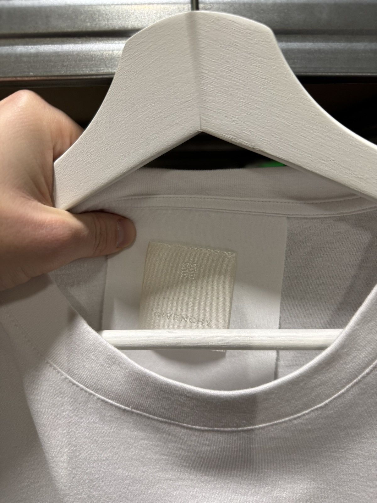Givenchy Givenchy Logo T-Shirt NEW 650$ Size US XL / EU 56 / 4 - 2 Thumbnail