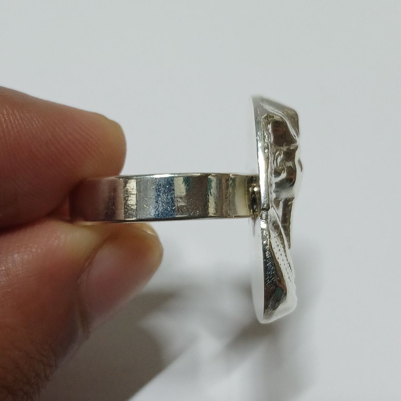 Other A silver-plated pharaonic ring inspired by King Tutankhamun Size ONE SIZE - 8 Thumbnail