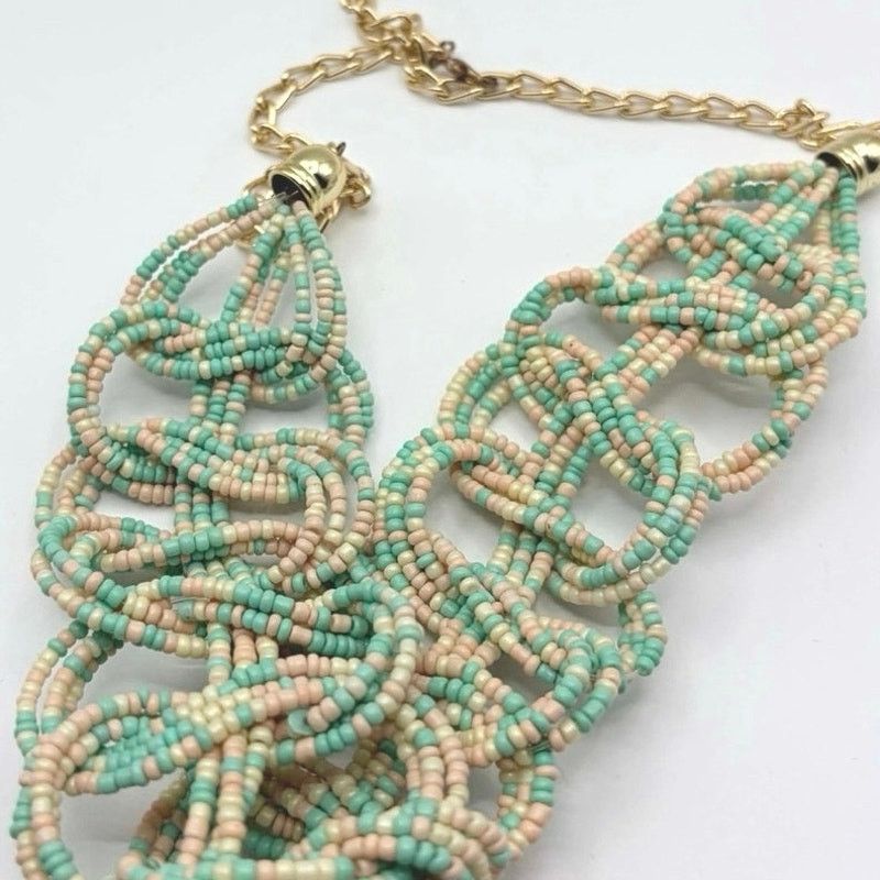 Other Green Multistrand Beaded Necklace Size ONE SIZE - 3 Thumbnail