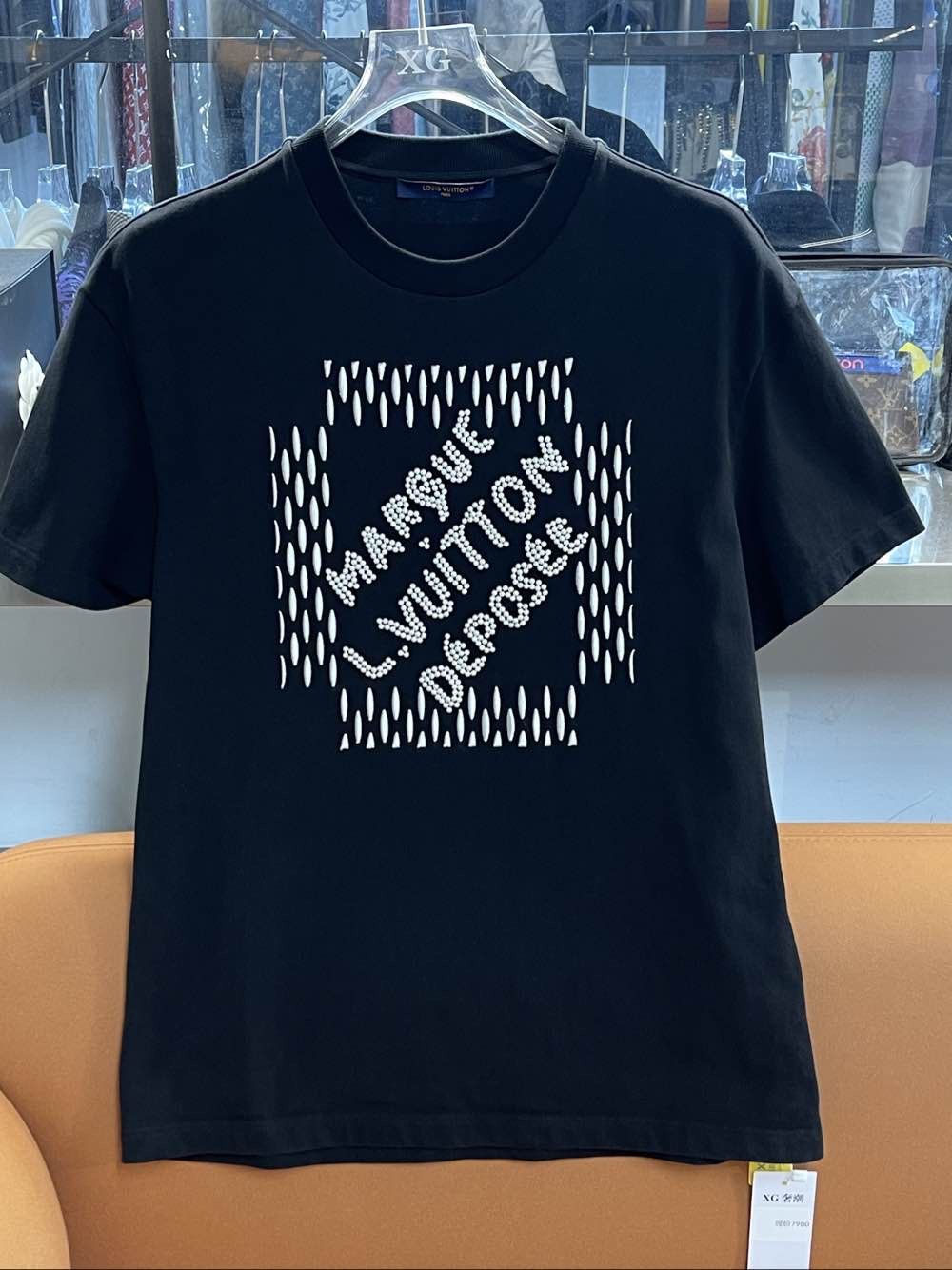 Louis Vuitton Louis Vuitton Embroidered Marque Déposée T-Shirt Size M Size US M / EU 48-50 / 2 - 1 Thumbnail