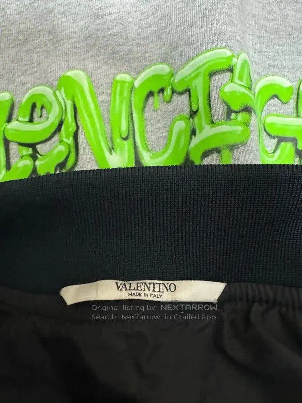 Valentino Valentino Black Printed Nylon Bomber Jacket . Size US S / EU 44-46 / 1 - 9 Thumbnail