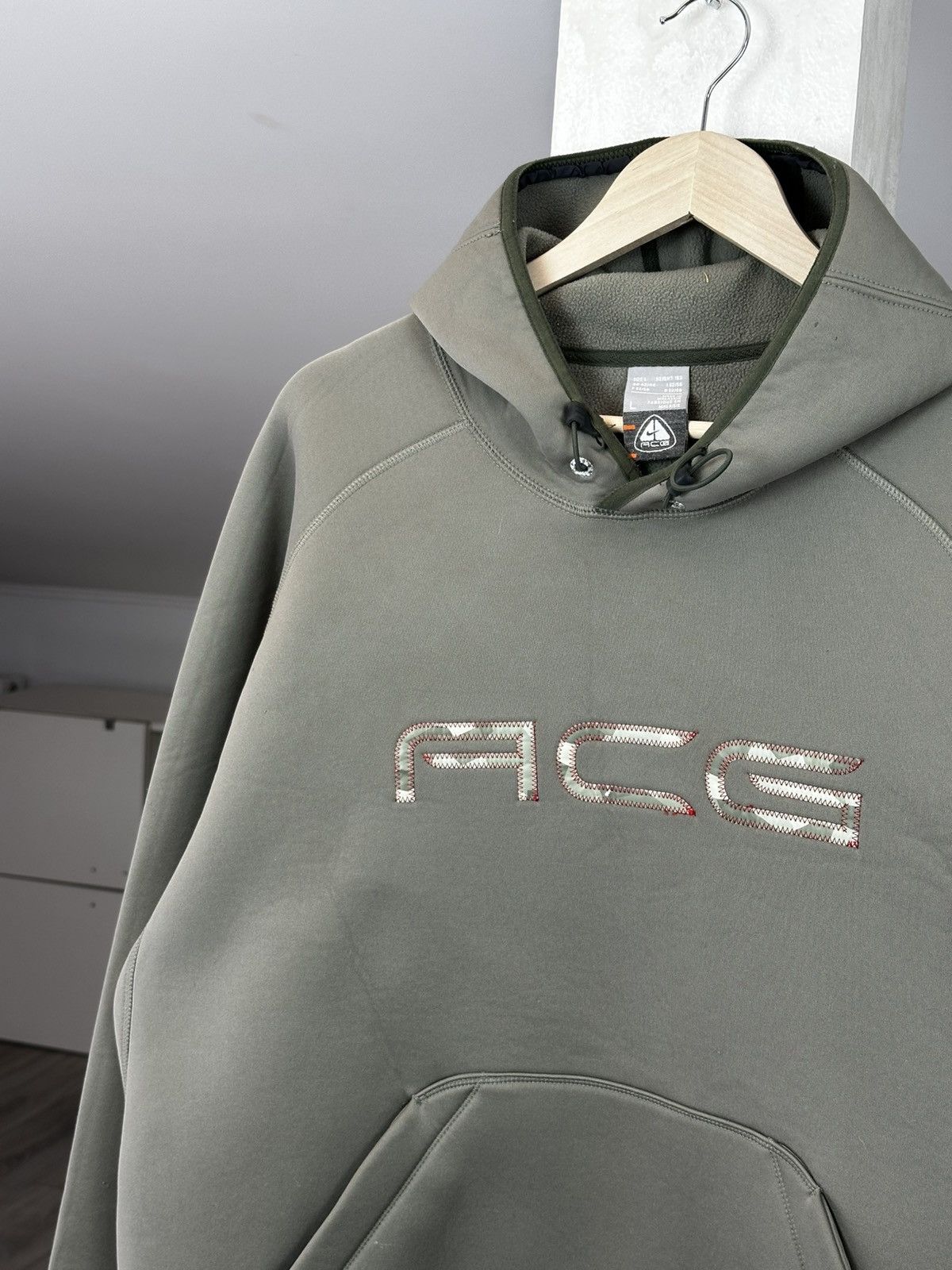 Vintage Vintage Nike ACG Hoodie Ninja Big Logo Gorpcore 2000s Y2K Size US L / EU 52-54 / 3 - 2 Thumbnail