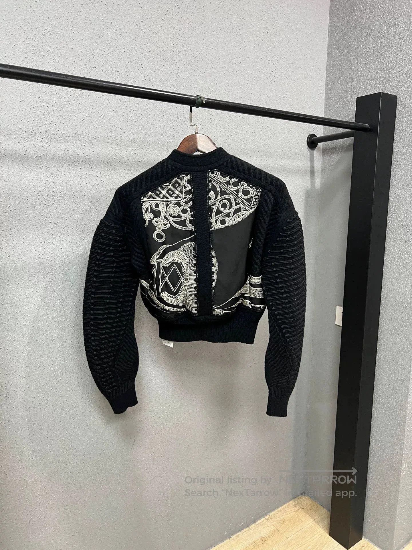 Hermes Hermes Cropped Cashmere Down Jacket . Size XXS / US 00 / IT 34 - 2 Thumbnail