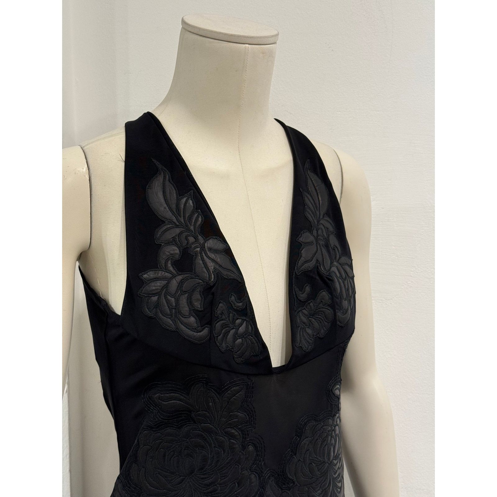 Roberto Cavalli A/W2002 Roberto Cavalli runway floral patches sheer dress Size S / US 4 / IT 40 - 7 Thumbnail