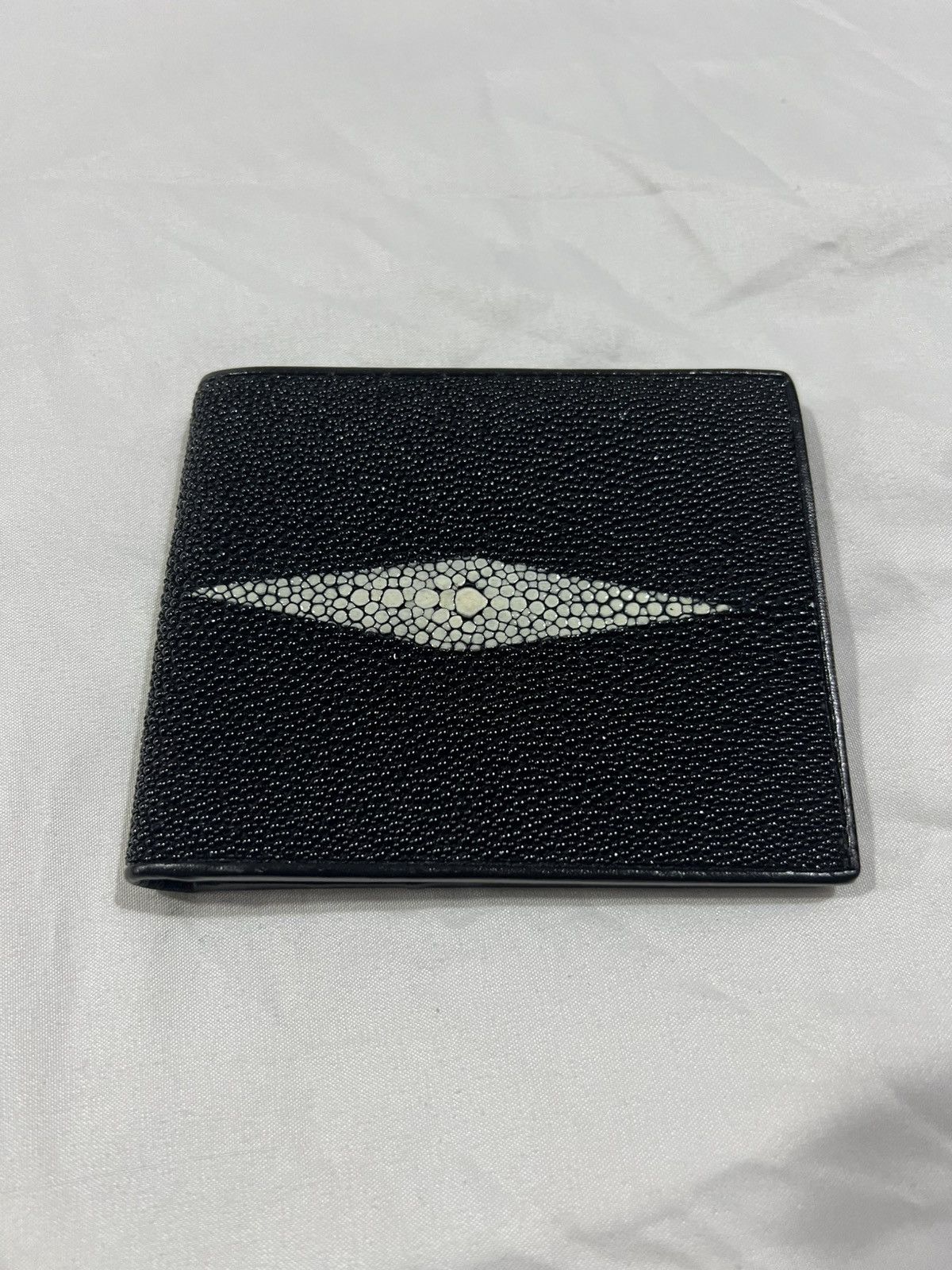 Genuine Leather Exotic Genuine Stingray Skin Leather Bi Fold Wallets Size ONE SIZE - 3 Thumbnail