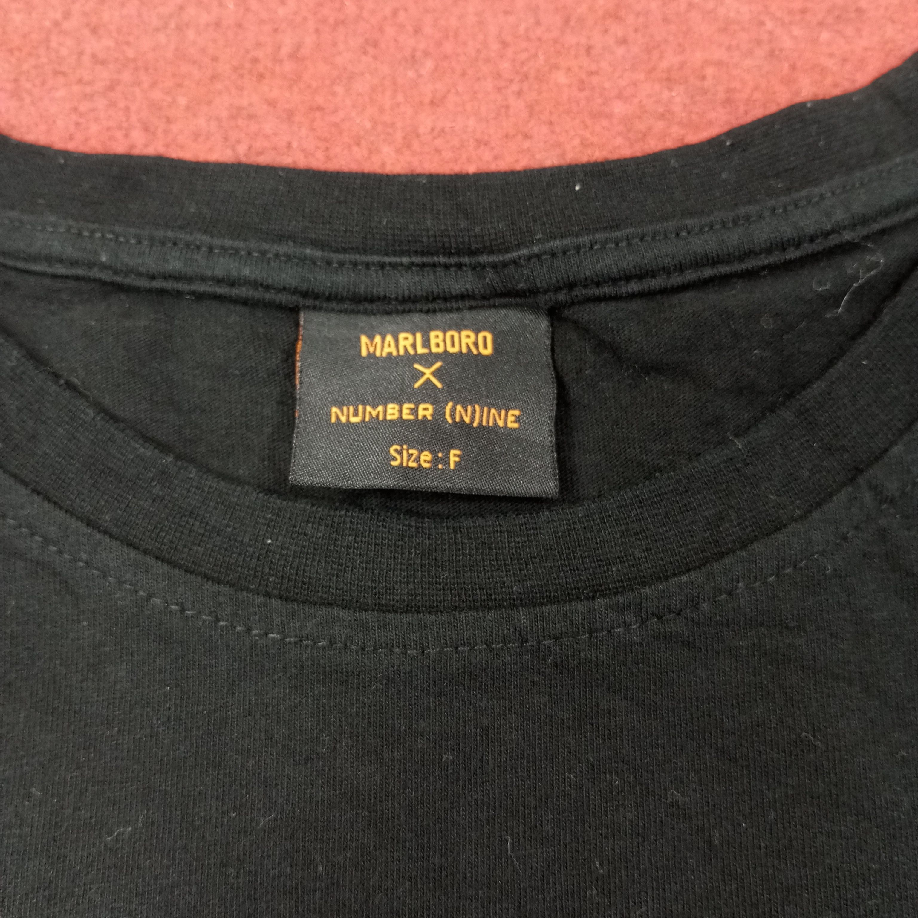 Number (N)ine Marlboro X Number Nine Japanese Brand Custom Tshirt c223n60 Size US L / EU 52-54 / 3 - 5 Thumbnail
