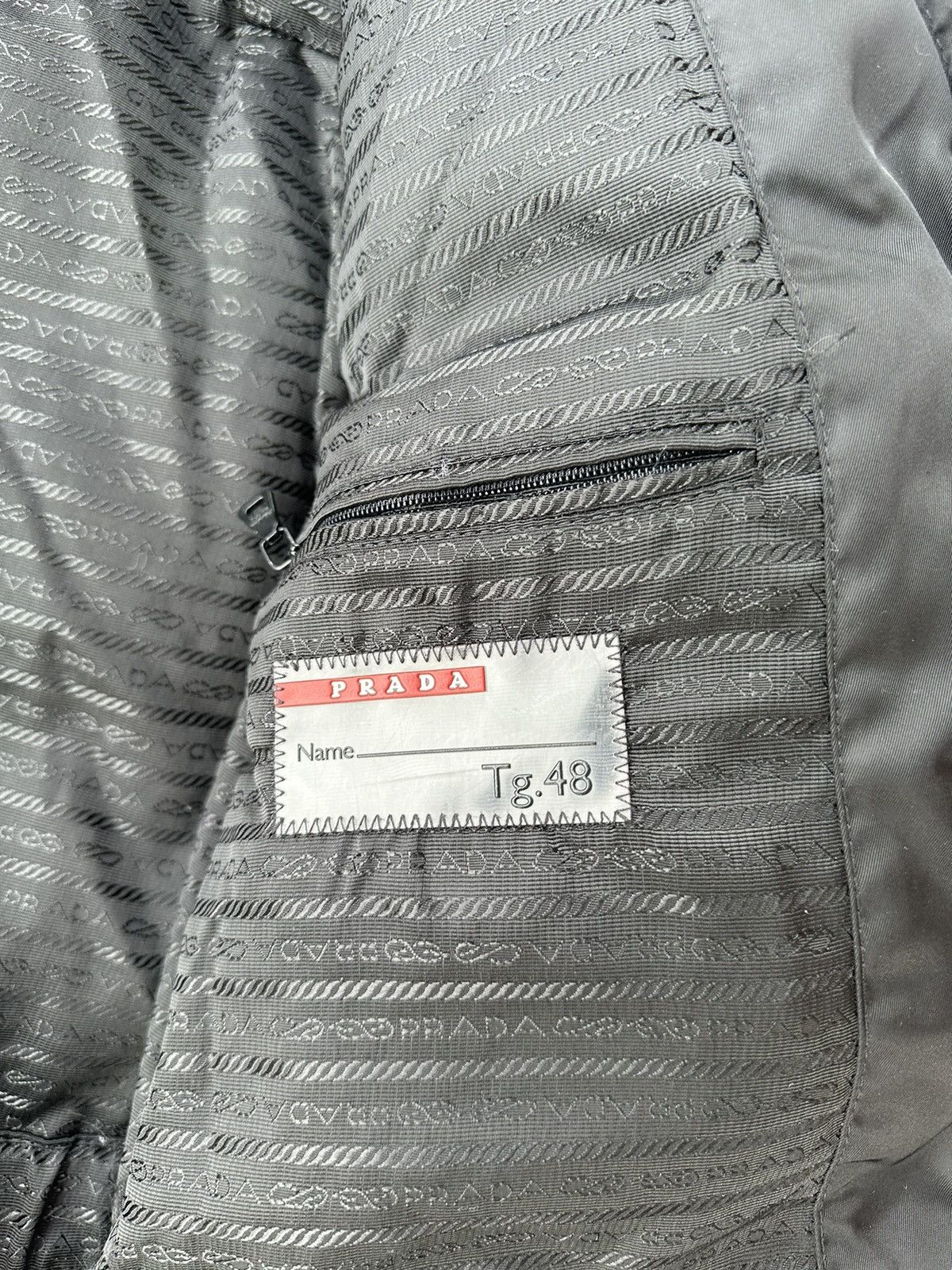 Prada Prada Gabardine Down Puffer Jacket in Black Size US M / EU 48-50 / 2 - 8 Thumbnail