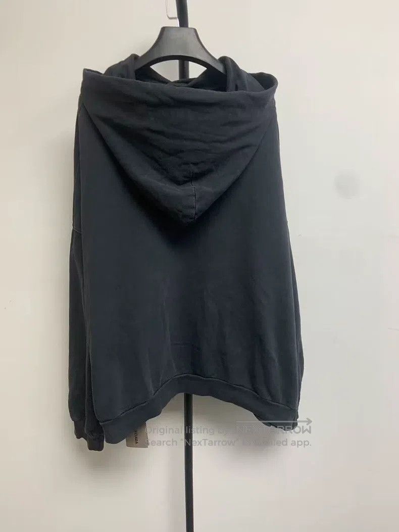 Balenciaga Balenciaga Solid Color Letter Long Sleeve Sweater in Black Size US M / EU 48-50 / 2 - 2 Thumbnail