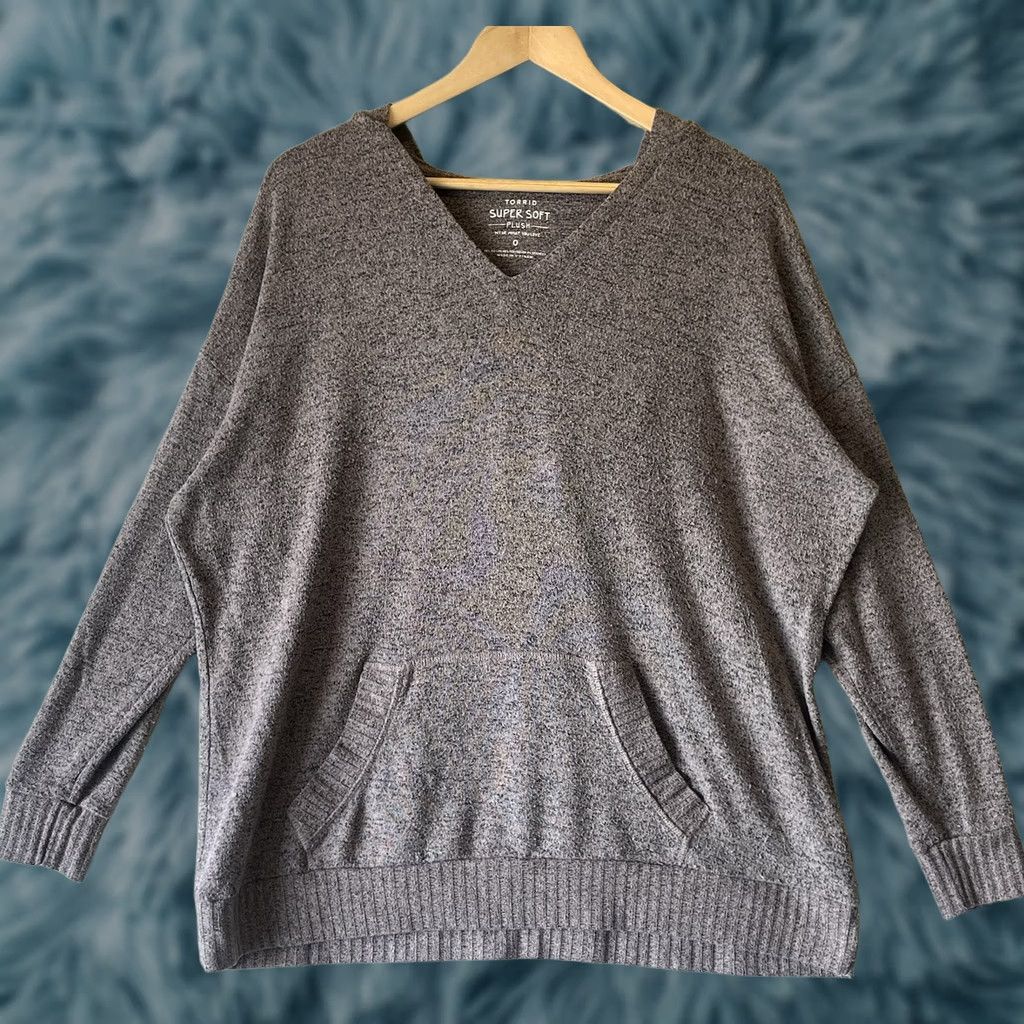 Torrid Torrid Hoodie Pullover V-Neck Womens Size 0 Relaxed All Seasons Multicolor Knit Plush Size XS / US 0-2 / IT 36-38 - 1 Thumbnail