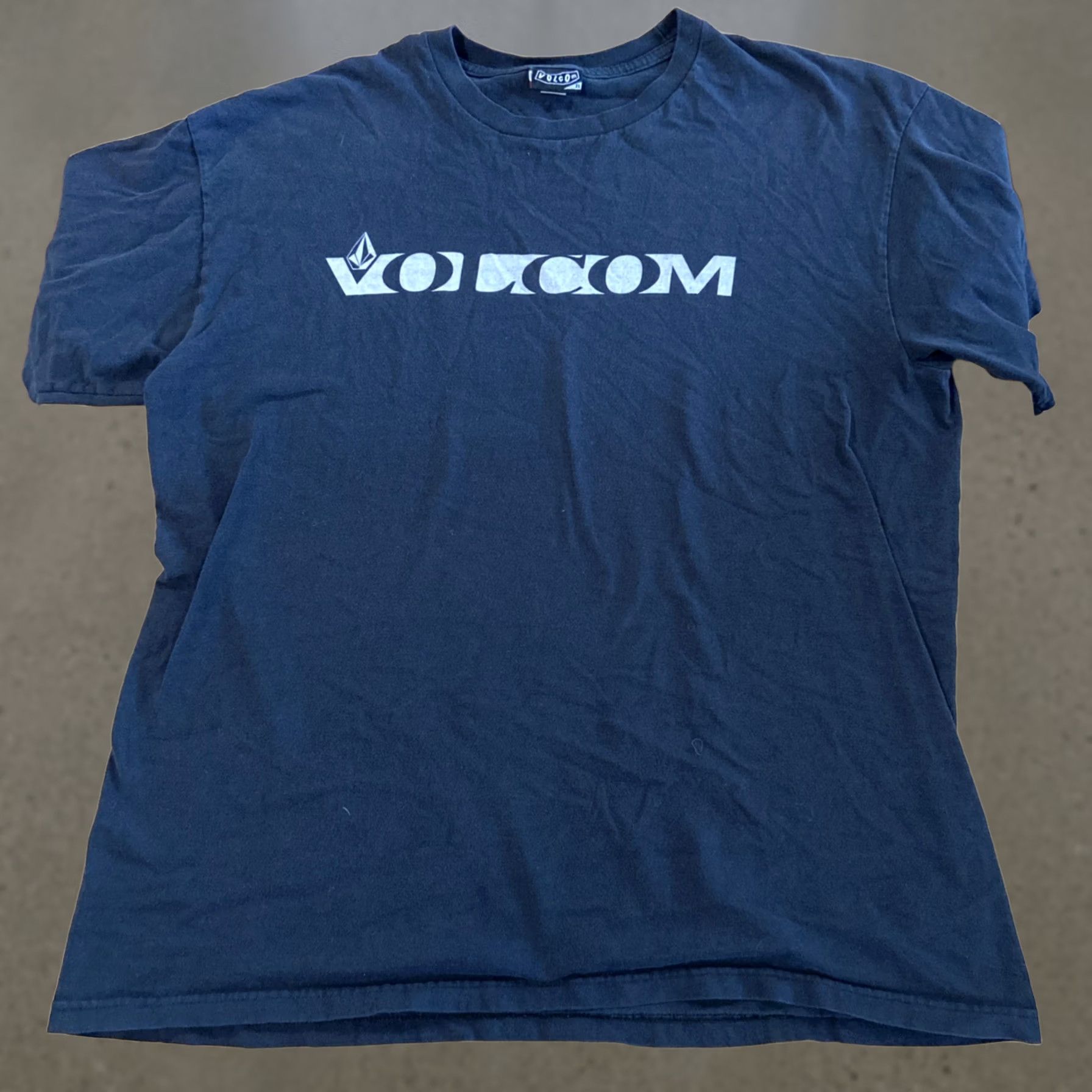 Volcom VINTAGE Volcom Skateboard T-Shirt Mens XL Navy Stone Torn Logo Spellout Y2k Vtg Size US XL / EU 56 / 4 - 1 Thumbnail