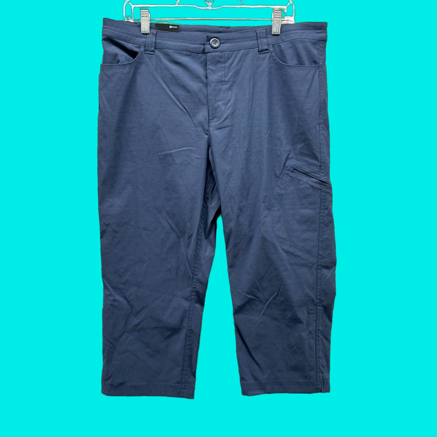 Eddie Bauer VINTAGE Eddie Bauer Pants Women 12 Blue Navy Chino Flat Front Tech Capri Casual Size 34" / US 12 / IT 48 - 1 Thumbnail