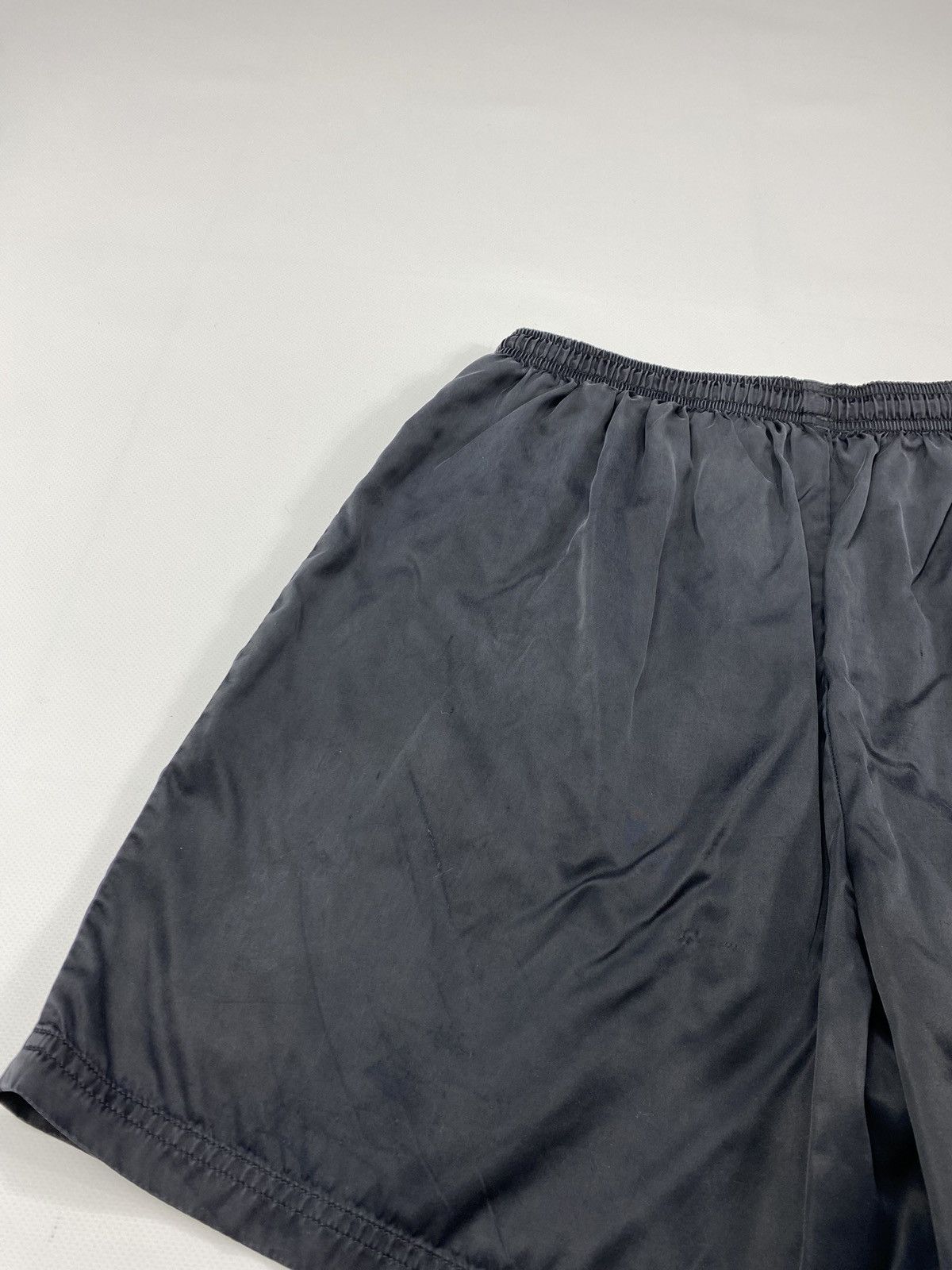 Adidas 🔥LASTDROP🔥 #5 Vintage Adidas Graphite Black Nylon Shorts Size US 34 / EU 50 - 11 Thumbnail