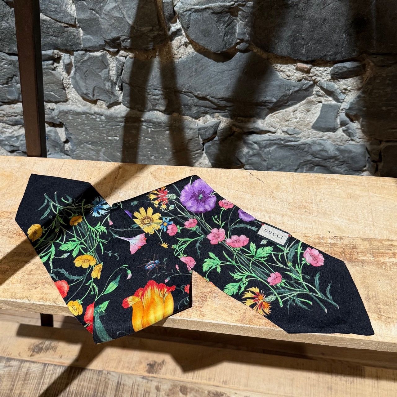 Gucci Gucci Black Flora Print Silk Neck Bow Scarf Size ONE SIZE - 4 Thumbnail