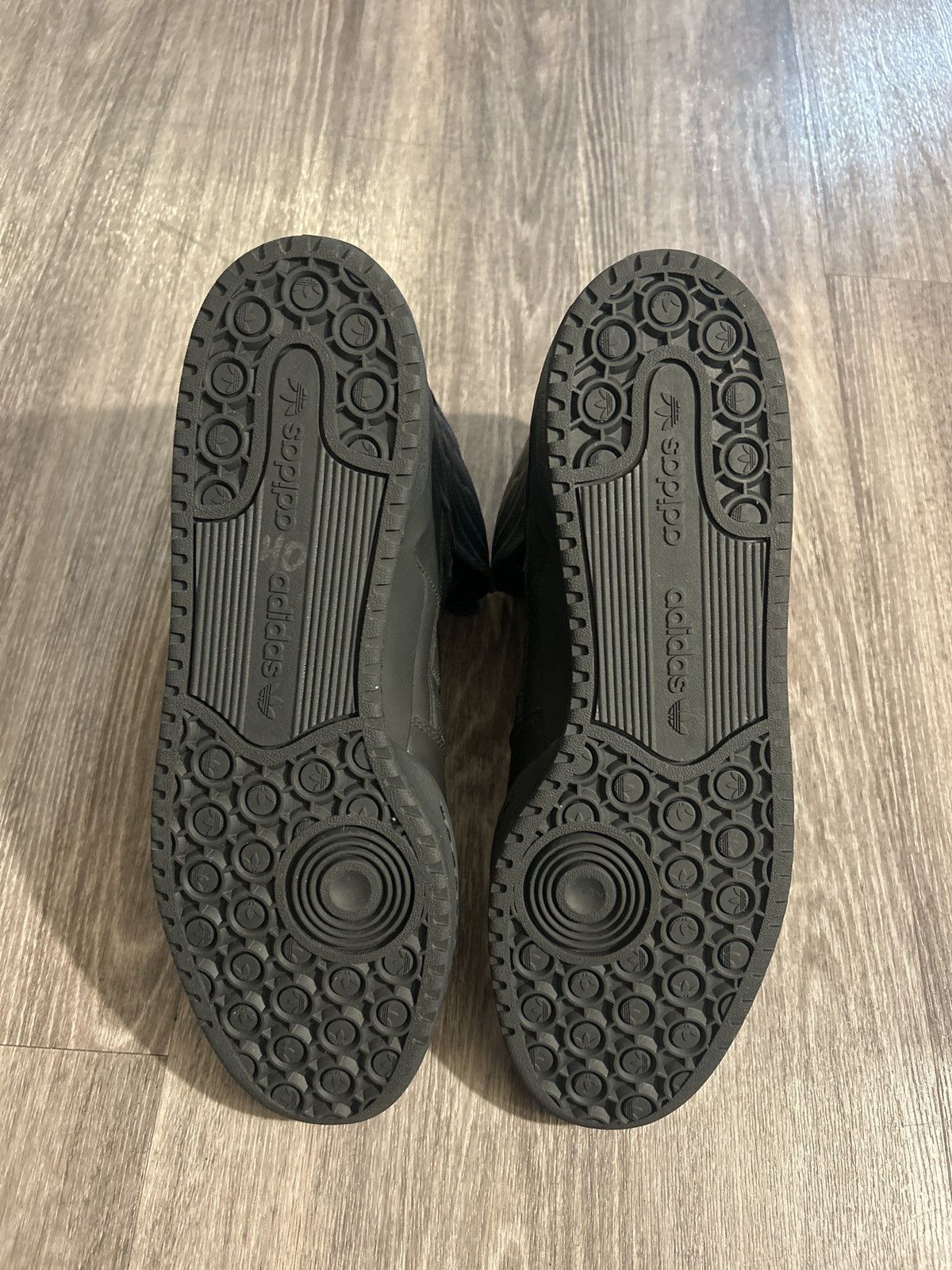Adidas × Jeremy Scott Adidas x Jeremy Scott Forum Hi Wings 4.0 Black RARE SIZE 15 Size US 15 / EU 48 - 6 Thumbnail