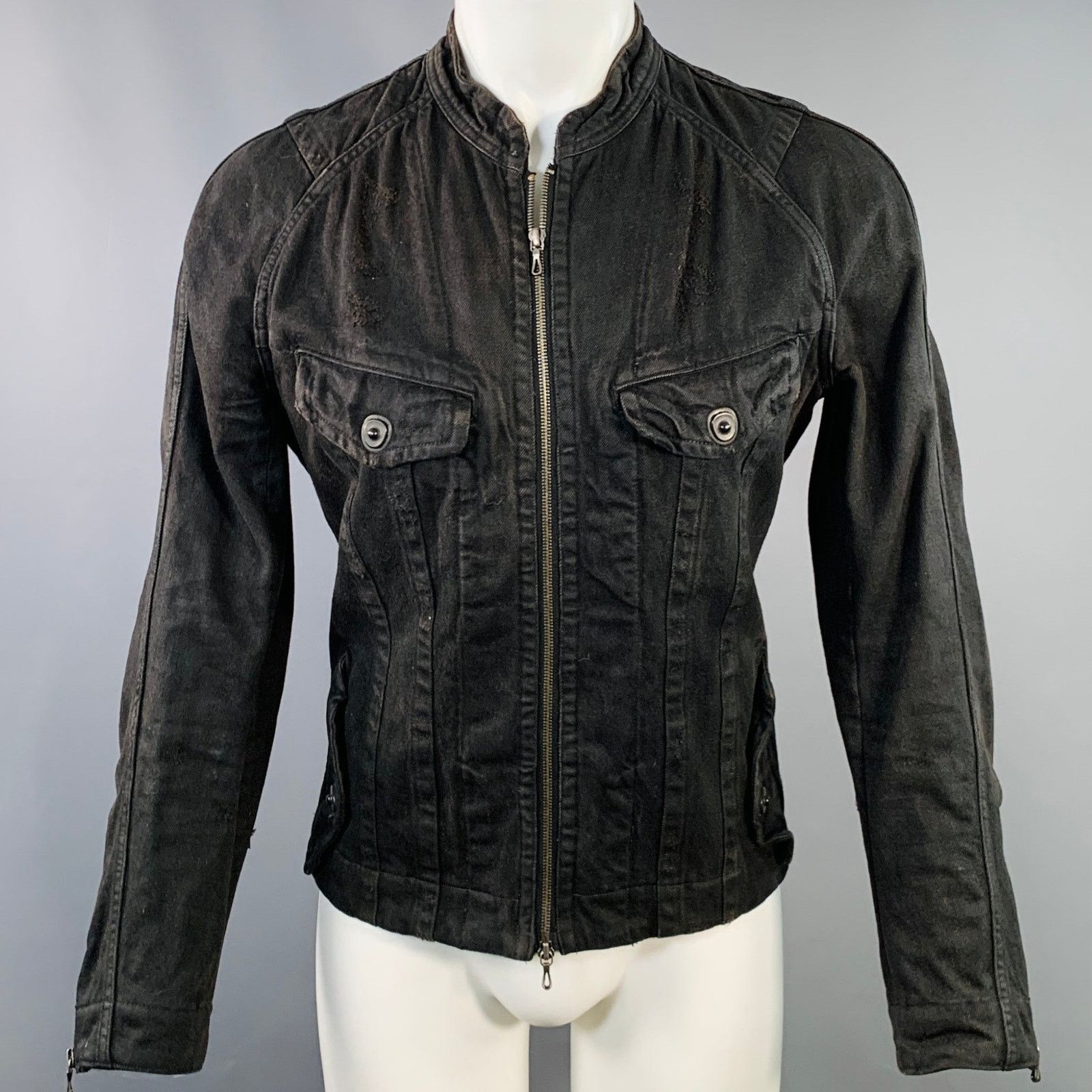 JULIUS_7 Size S Black Distressed Cotton Fitted Zip Up Jacket
