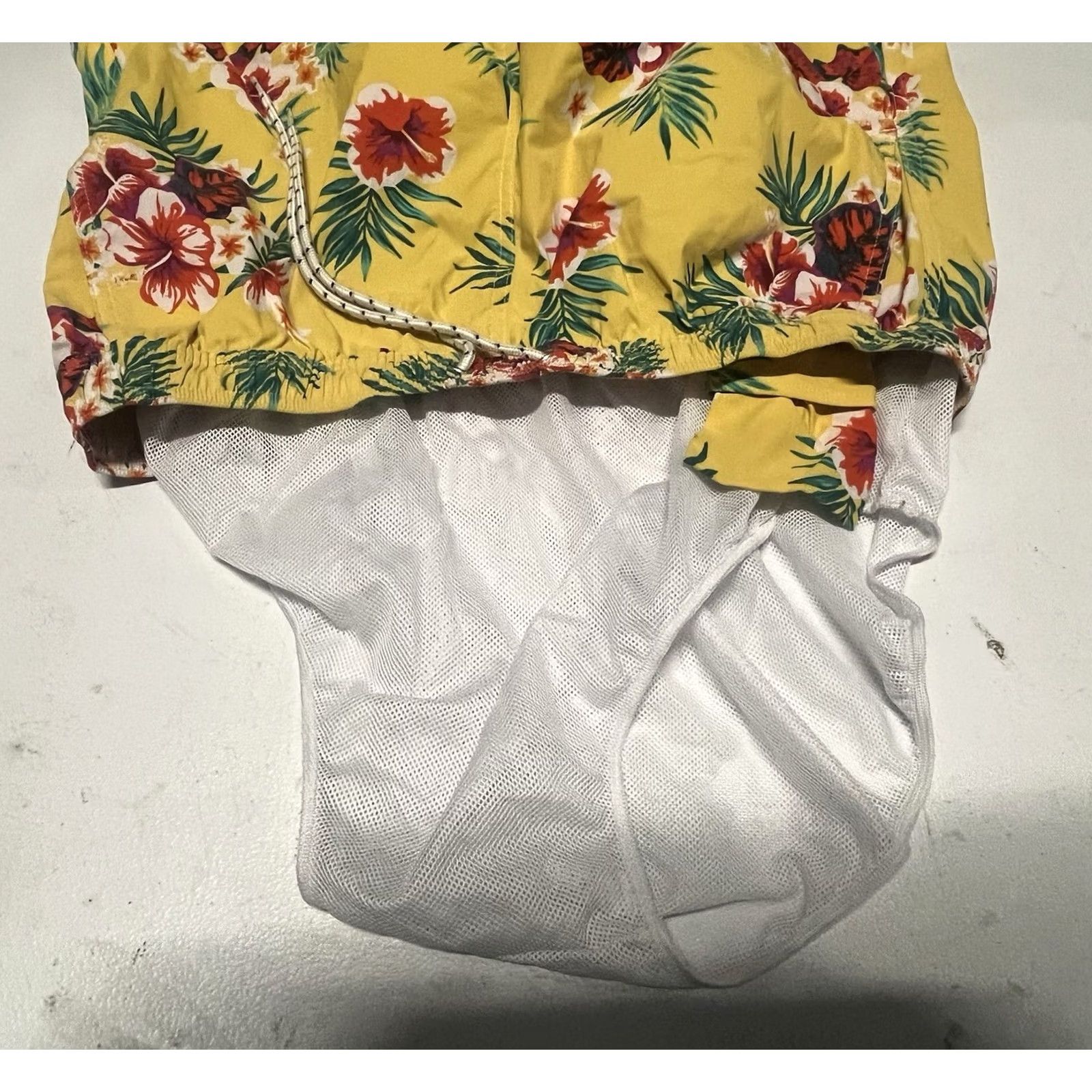 J.Crew J Crew Board Shorts Mens Large Yellow Floral Hawaiian Lined Size US 33 - 7 Thumbnail