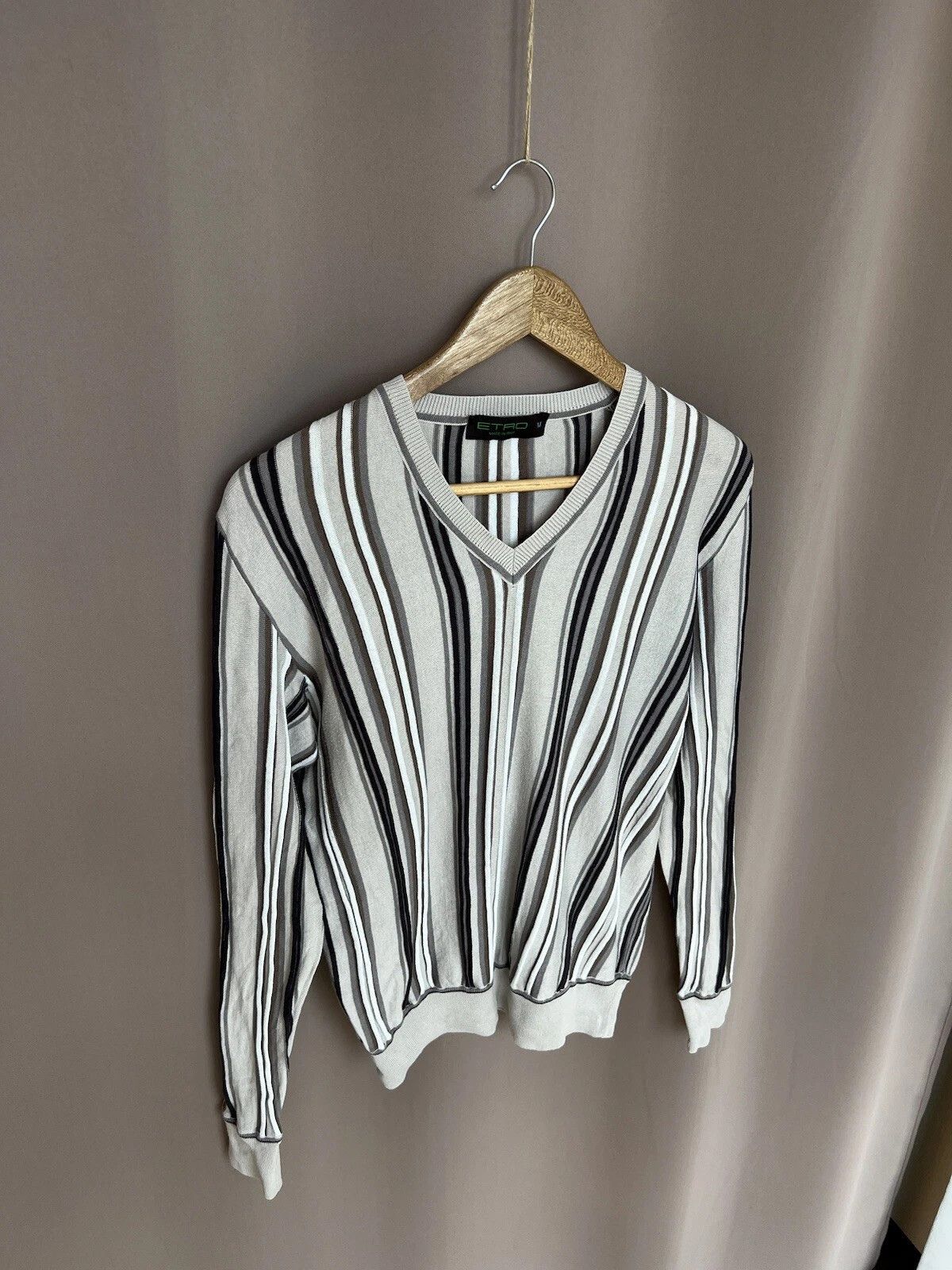 Etro Etro Wool Striped V-Neck Jumper Womens Size M Sweater Size M / US 6-8 / IT 42-44 - 5 Thumbnail