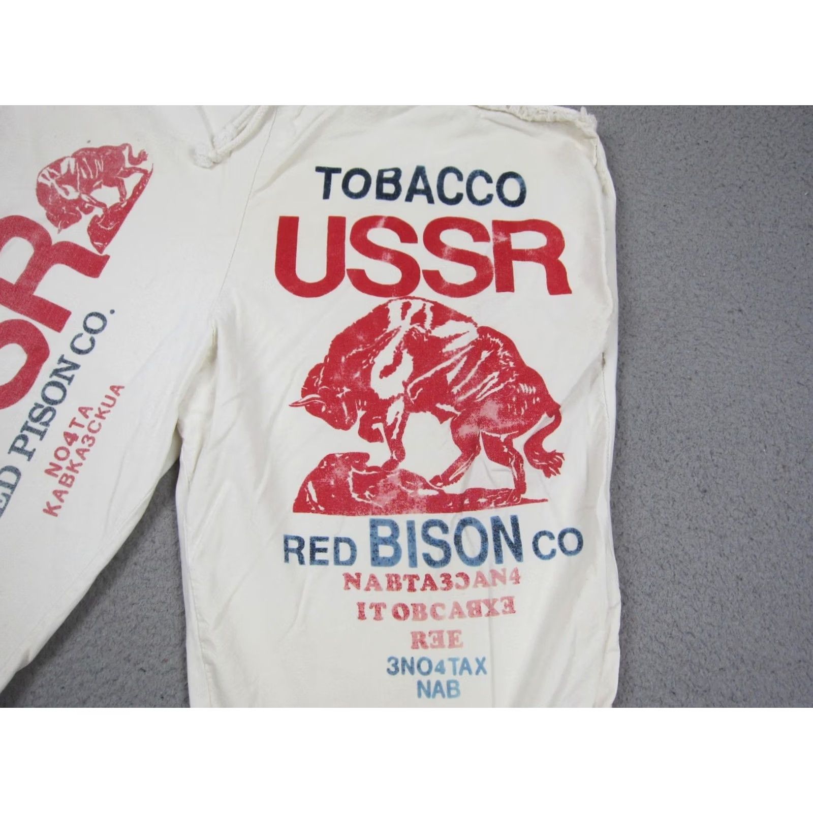 Vintage Vintage USSR Tobacco Shorts Mens One Size White Red Bison Rice Sack 70s Size US 35 - 3 Thumbnail