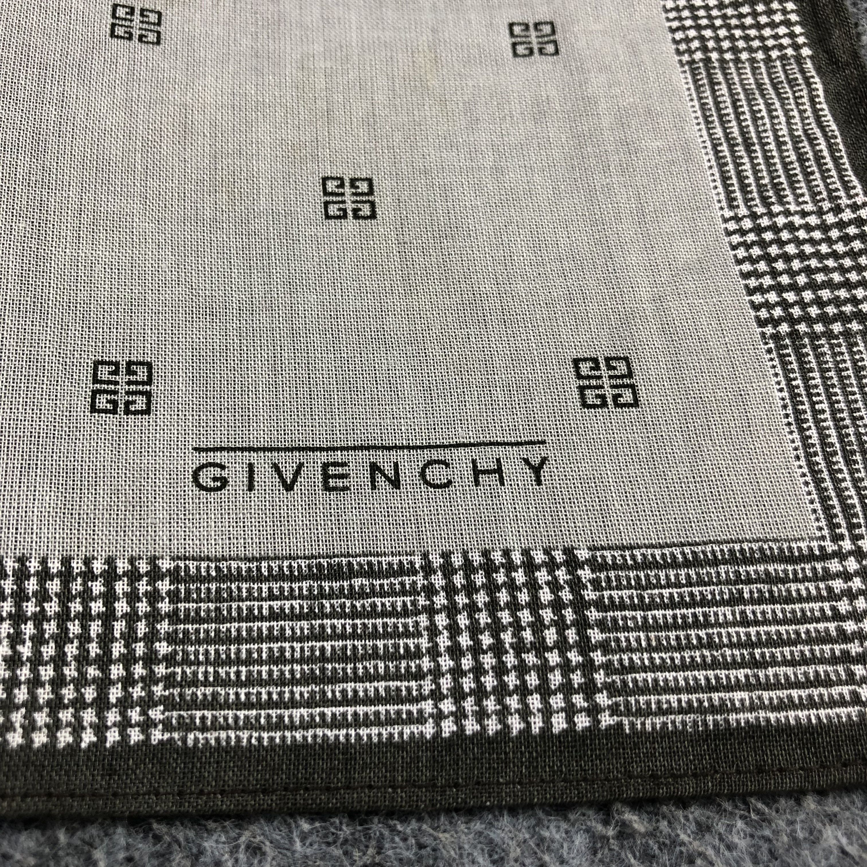 Vintage Givenchy Monogram Handkerchief Neckerchief Bandana H1440 Size ONE SIZE - 3 Thumbnail