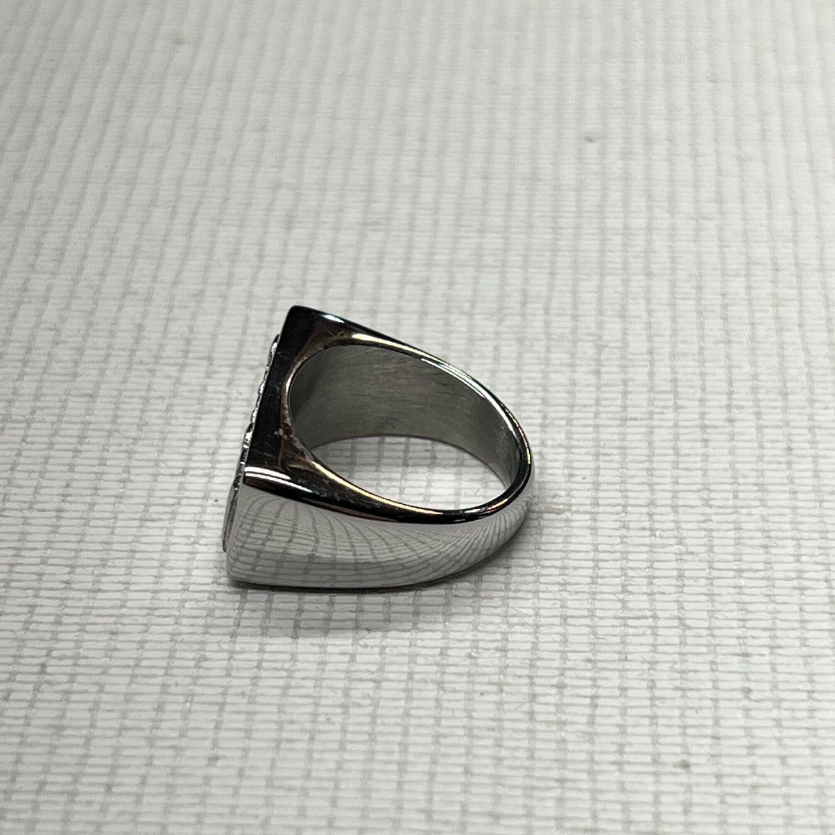 Bones × TeamSESH NEW Team Sesh Bones Ring Size 5 Dead Internet Logo Jewlery Size ONE SIZE - 4 Thumbnail