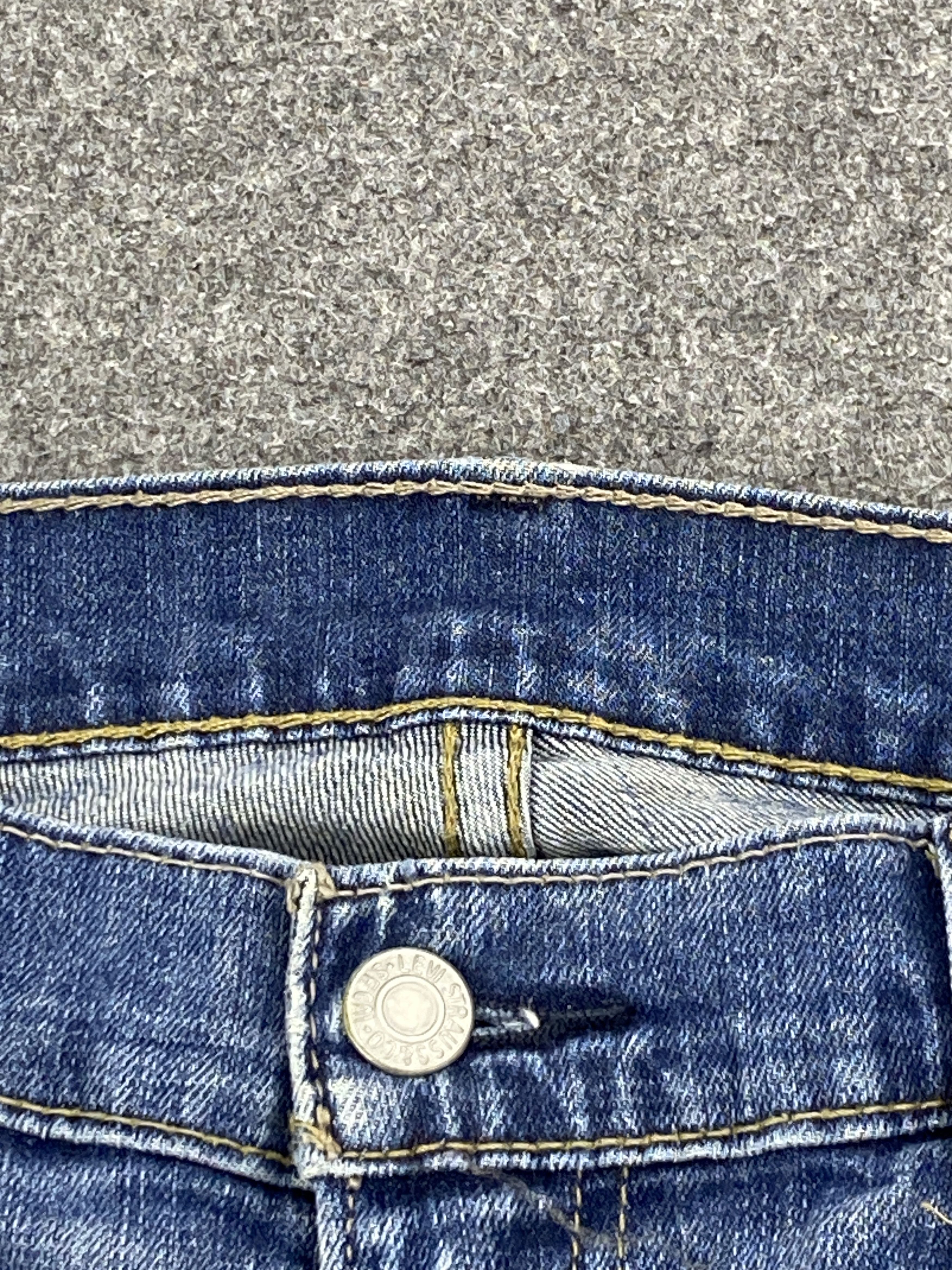 Levi's × Vintage Faded Blue Vintage Levi's 514 Jeans DP2330 Size US 33 - 7 Thumbnail
