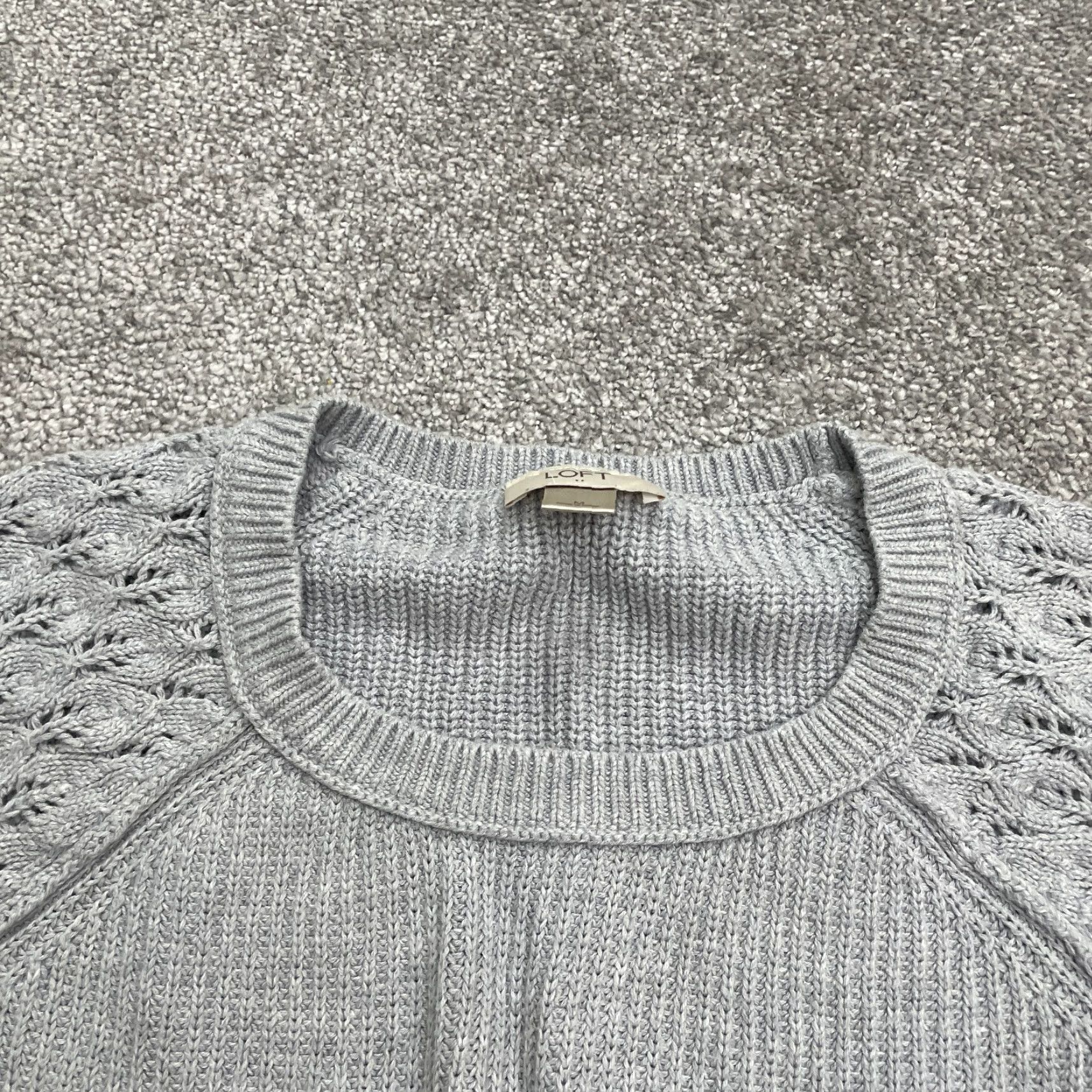 Loft LOFT Pullover Sweater Womens Medium Gray Crochet Knit Casual Crew Neck Raglan Size M / US 6-8 / IT 42-44 - 3 Thumbnail