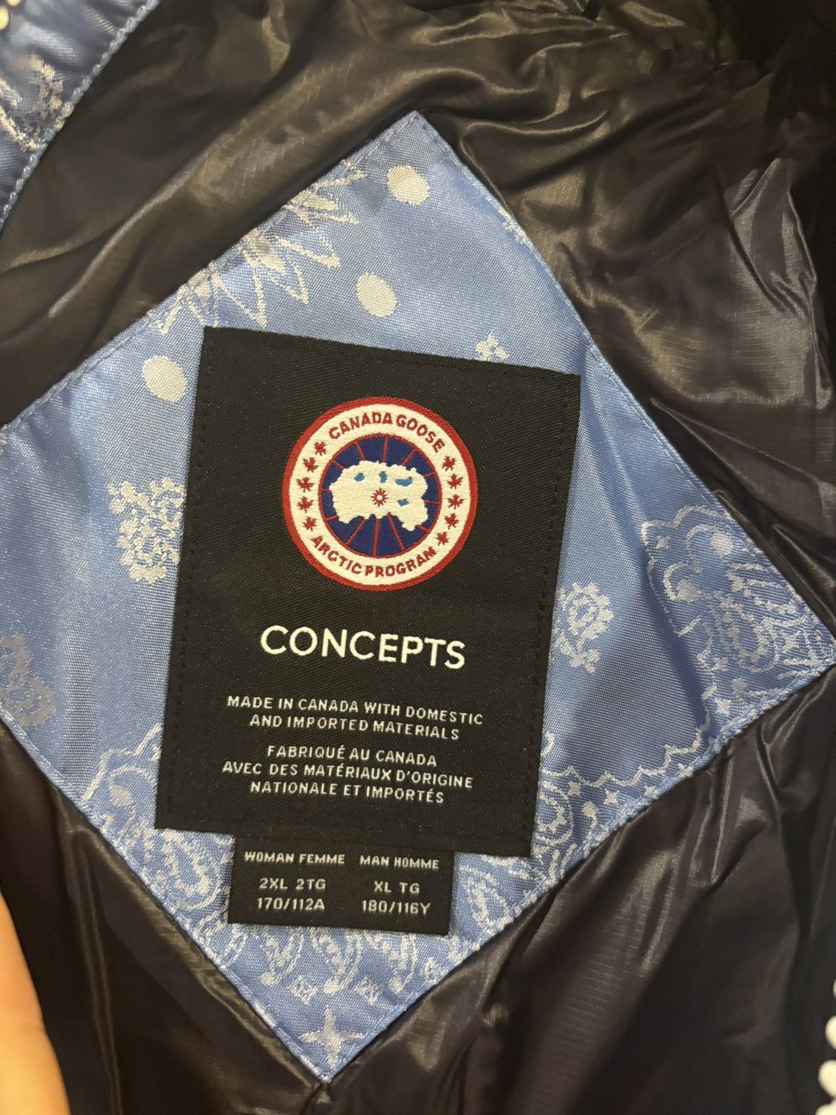Canada Goose Canada Goose x Concepts ‘Blue Bandana’ Crofton Puffer Parka Size US XL / EU 56 / 4 - 6 Thumbnail