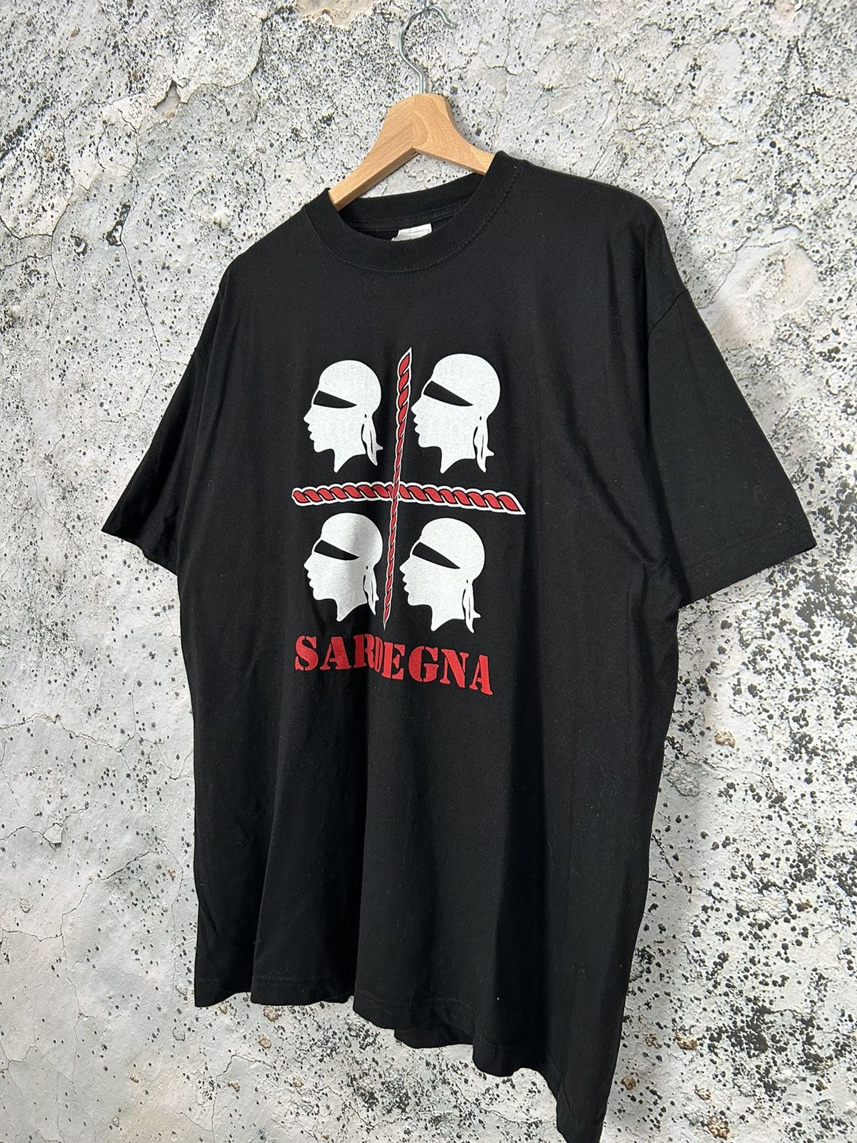 Vintage Vintage Sardegna Graphic Tee Tourist Italy Hype Skate Rock Size US XL / EU 56 / 4 - 2 Thumbnail