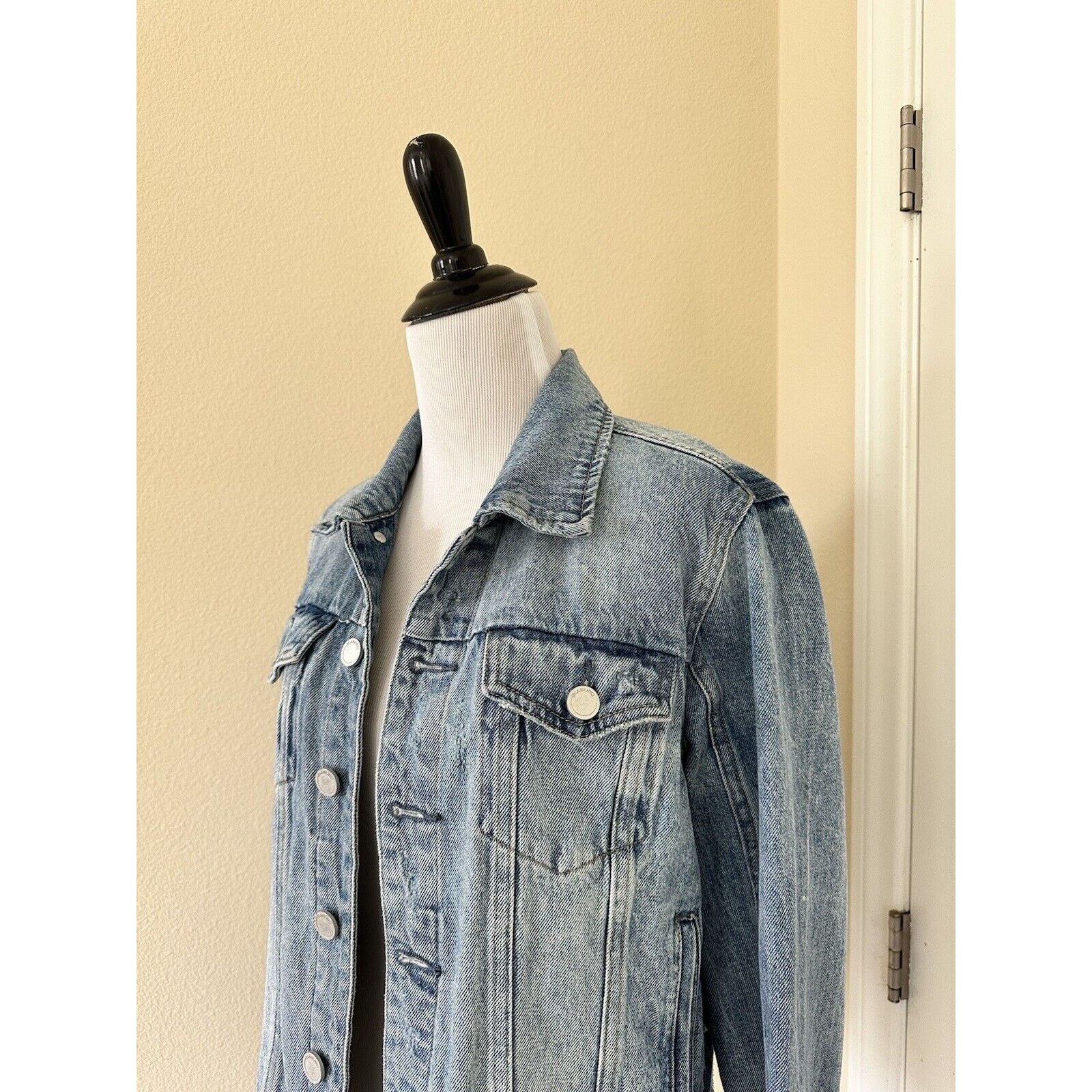 BLANKNYC Blank NYC Blue Denim Jacket Distressed Raw Edge Size M Size M / US 6-8 / IT 42-44 - 2 Thumbnail