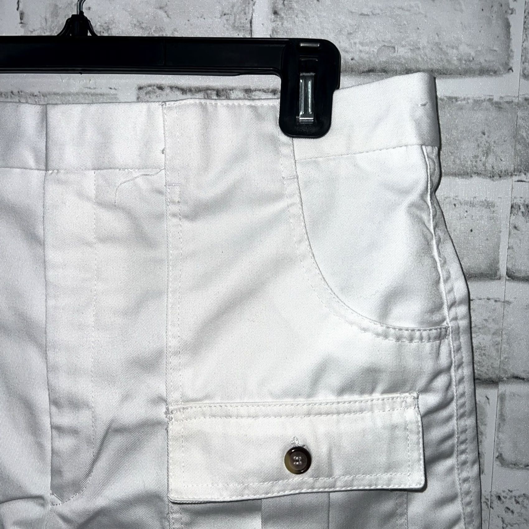 Vintage VINTAGE Robinsons Cargo Shorts Mens Size 34 White Regular Cargo Mens 34 White VTG Robinsons Size US 34 / EU 50 - 2 Thumbnail