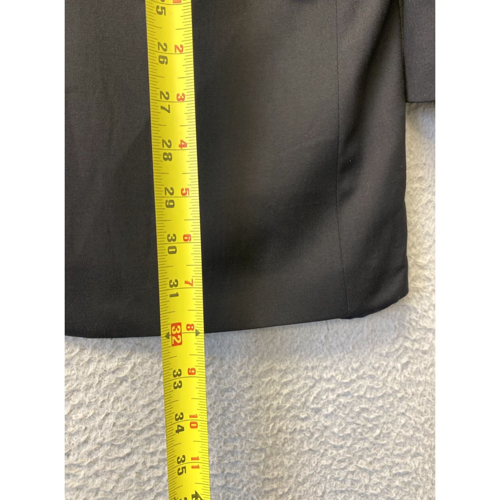Brooks Brothers Brooks Brothers Blazer Men’s 41R Black Wool Two-Button Single-Breasted Notch Lapel Regular Jacket/Coat Size 42R - 5 Thumbnail