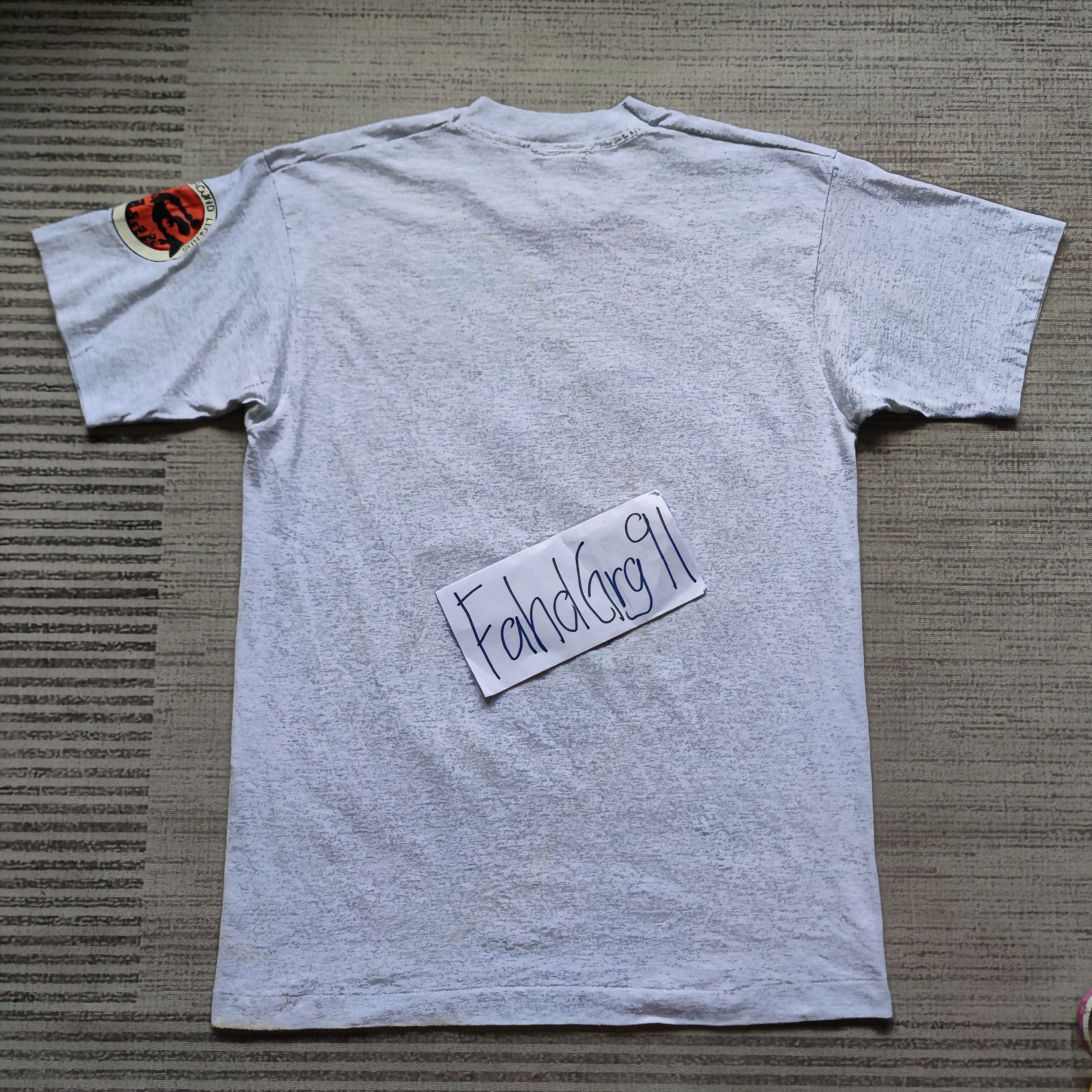 Vintage Vintage 90s Mad Props Big East T shirt Size US L / EU 52-54 / 3 - 2 Thumbnail