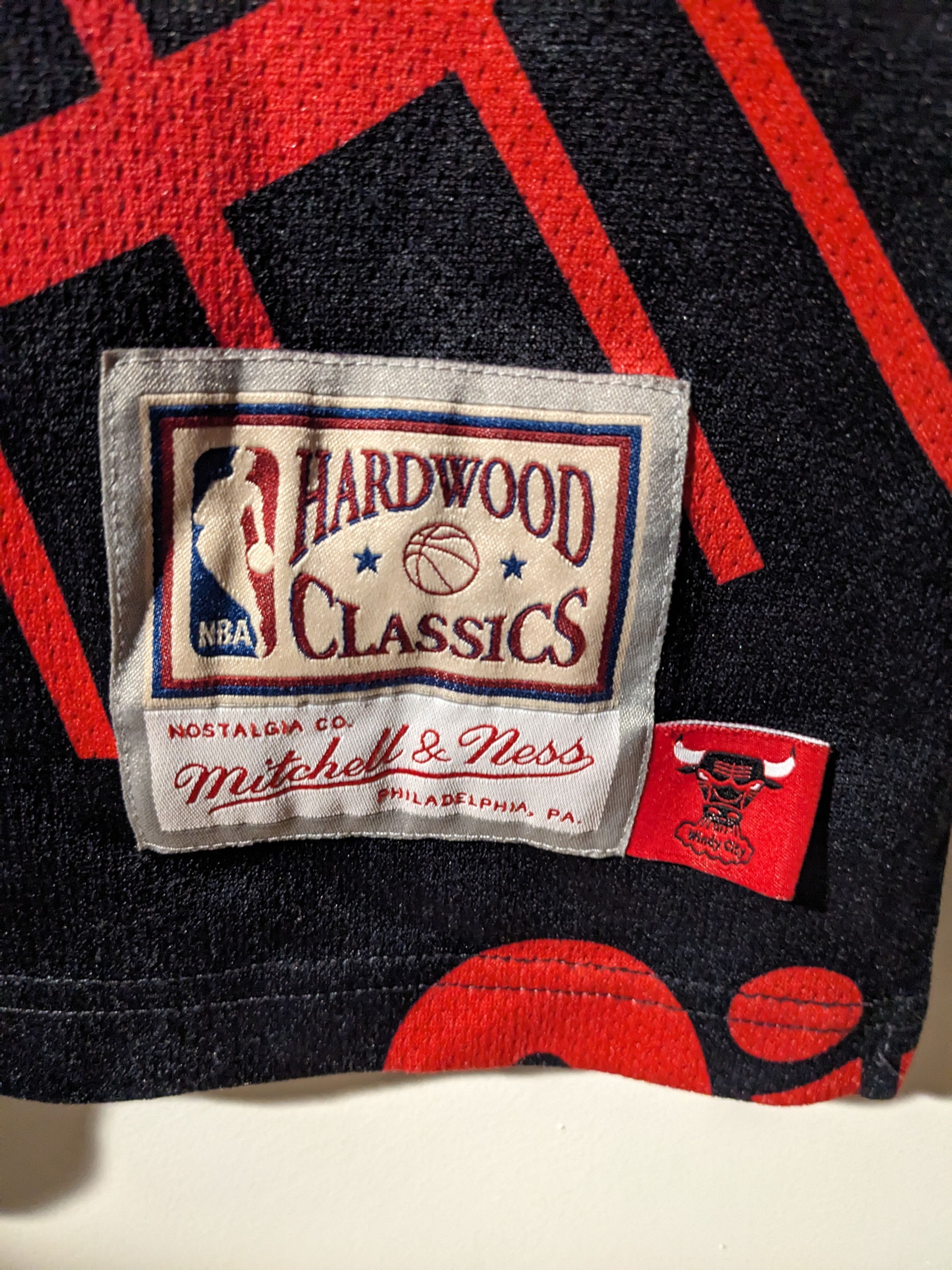 Mitchell & Ness × NBA Mitchell and Ness Chicago Bulls NBA Basketball Jersey Size US XL / EU 56 / 4 - 2 Thumbnail