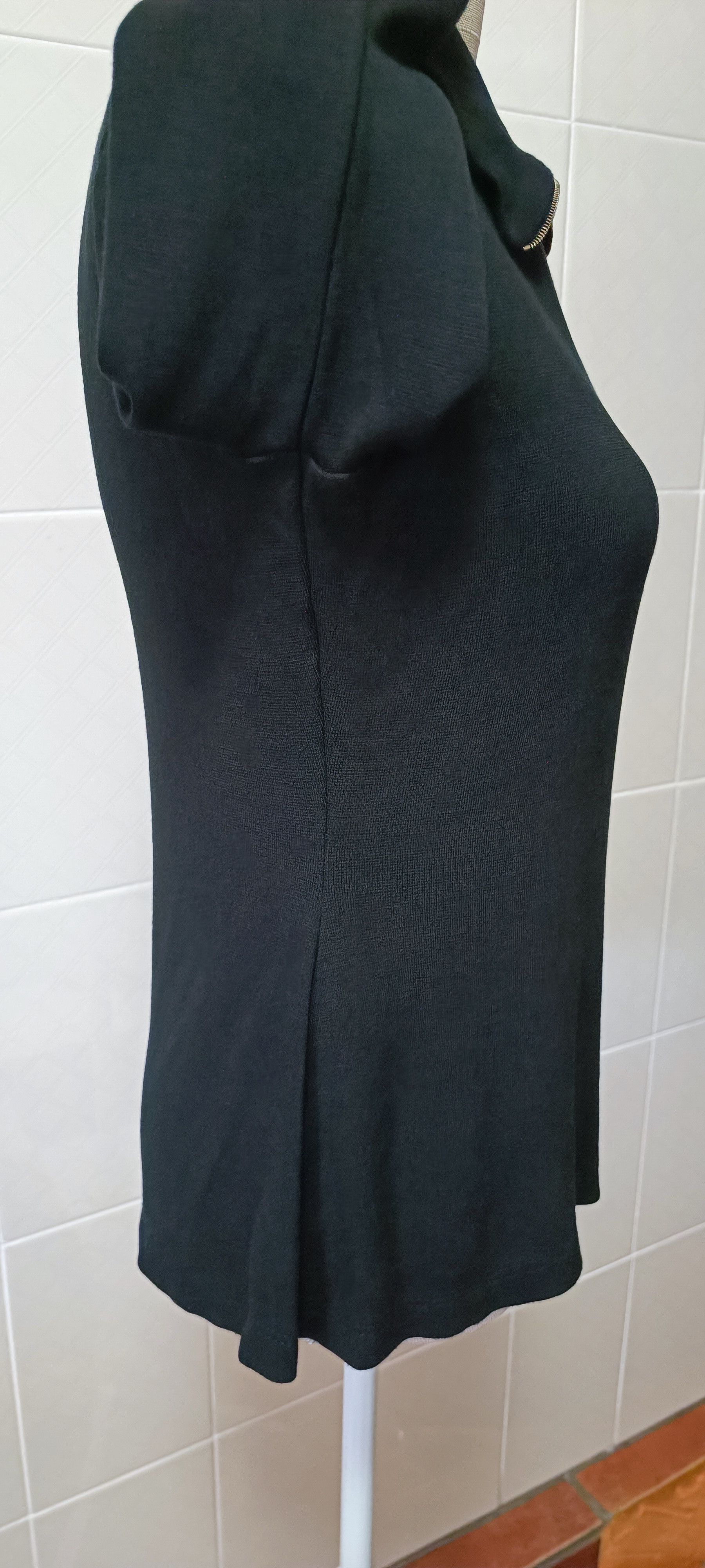 Jean Paul Gaultier Black sweater with Zippers on the front, above the bust. Size M / US 6-8 / IT 42-44 - 15 Thumbnail