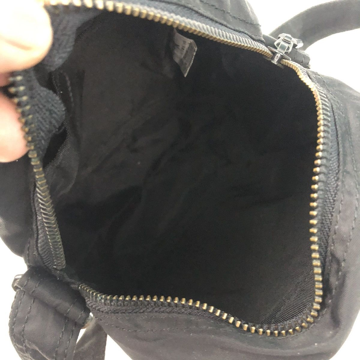 Yohji Yamamoto ‼️YES‼️ Y’SACCS POUR HOMME NYLON CROSSBODY SLING BAG Size ONE SIZE - 8 Thumbnail