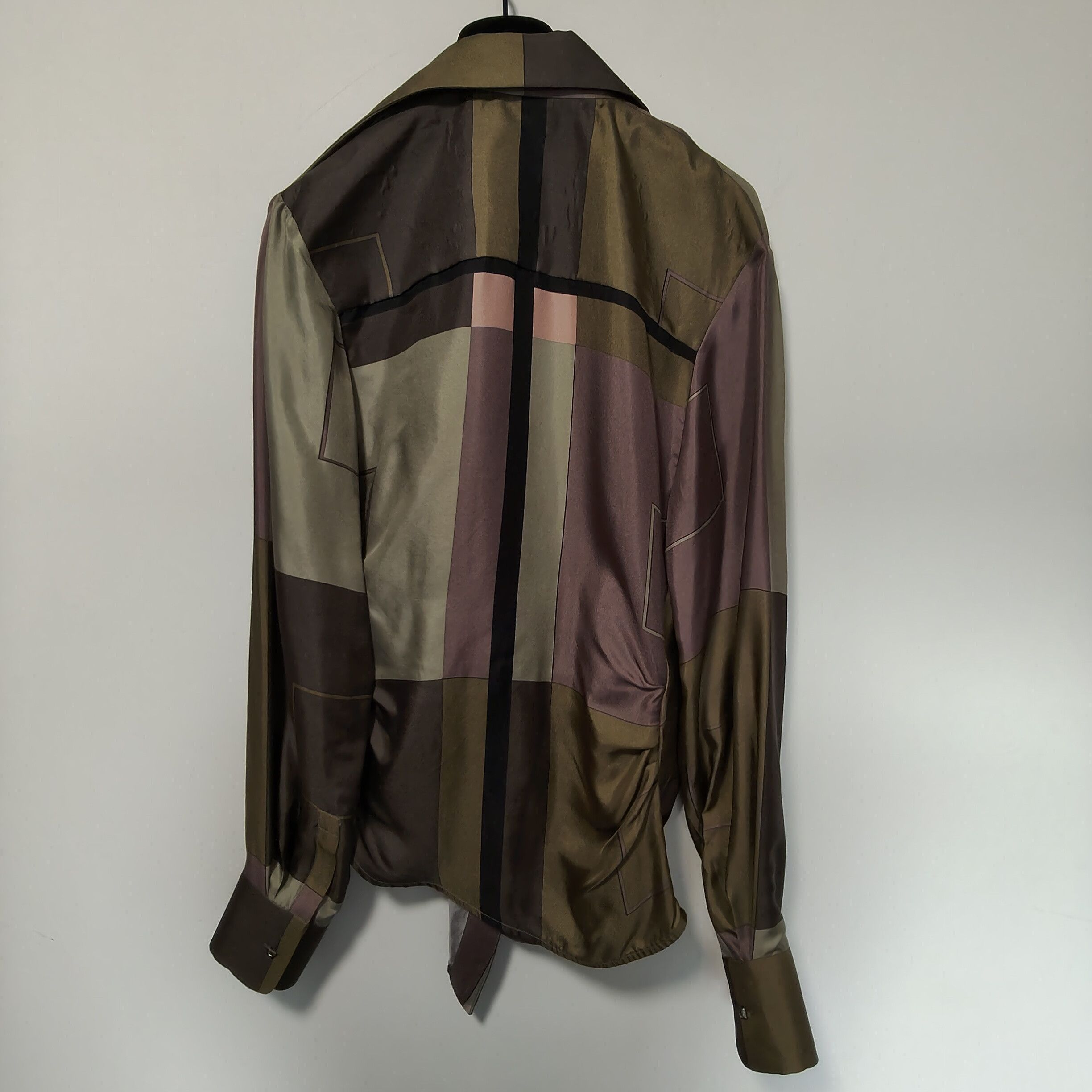 Jacquemus Bahia silk shirt Size XS / US 0-2 / IT 36-38 - 9 Thumbnail