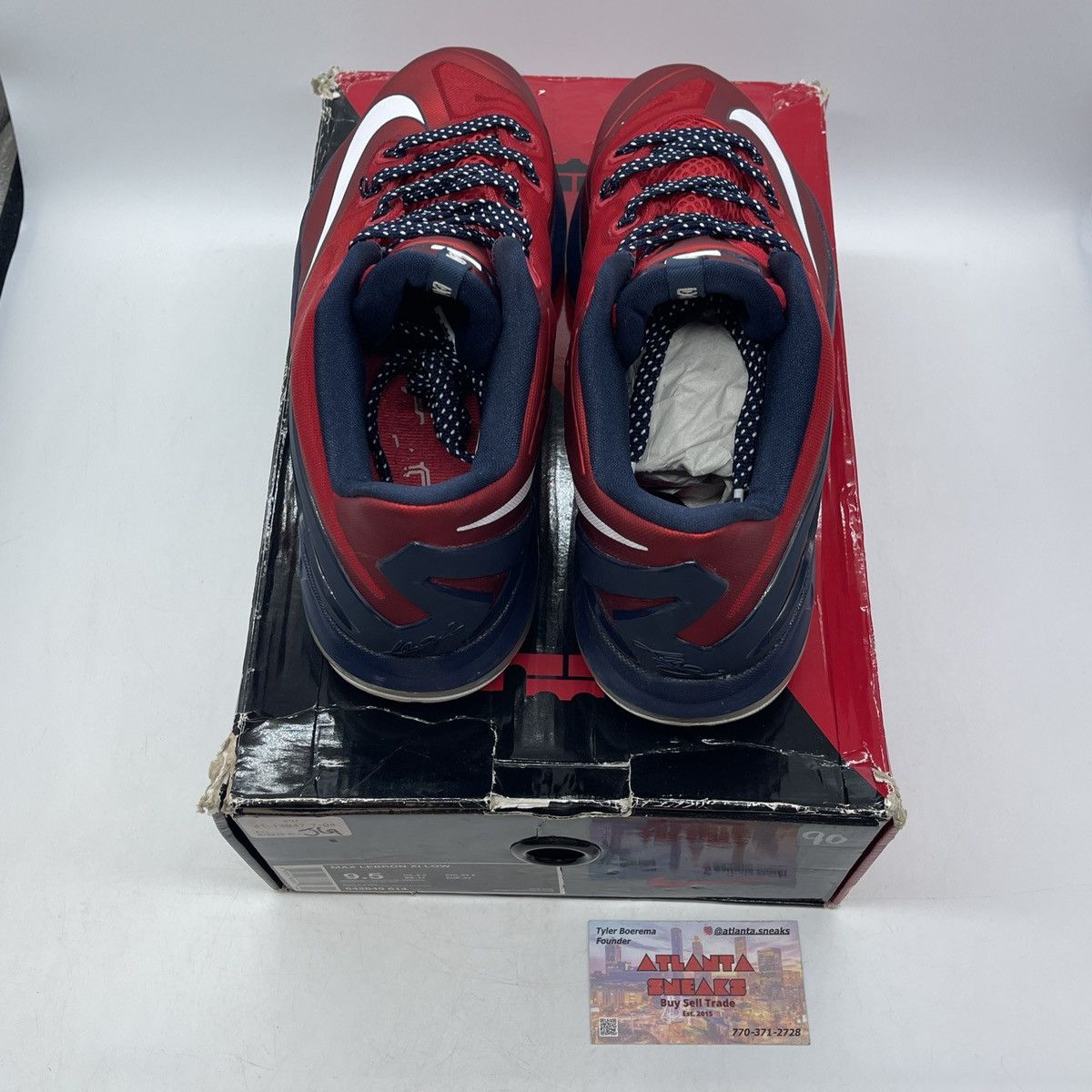 Nike Max Lebron 11 low Independence Day Size US 9.5 / EU 42-43 - 6 Thumbnail