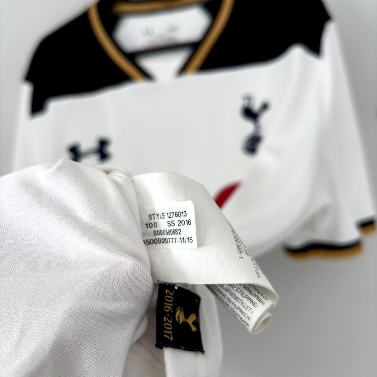 Puma 2016 2017 Tottenham Hotspur Home Kit Puma Soccer Jersey Away Size US L / EU 52-54 / 3 - 5 Thumbnail