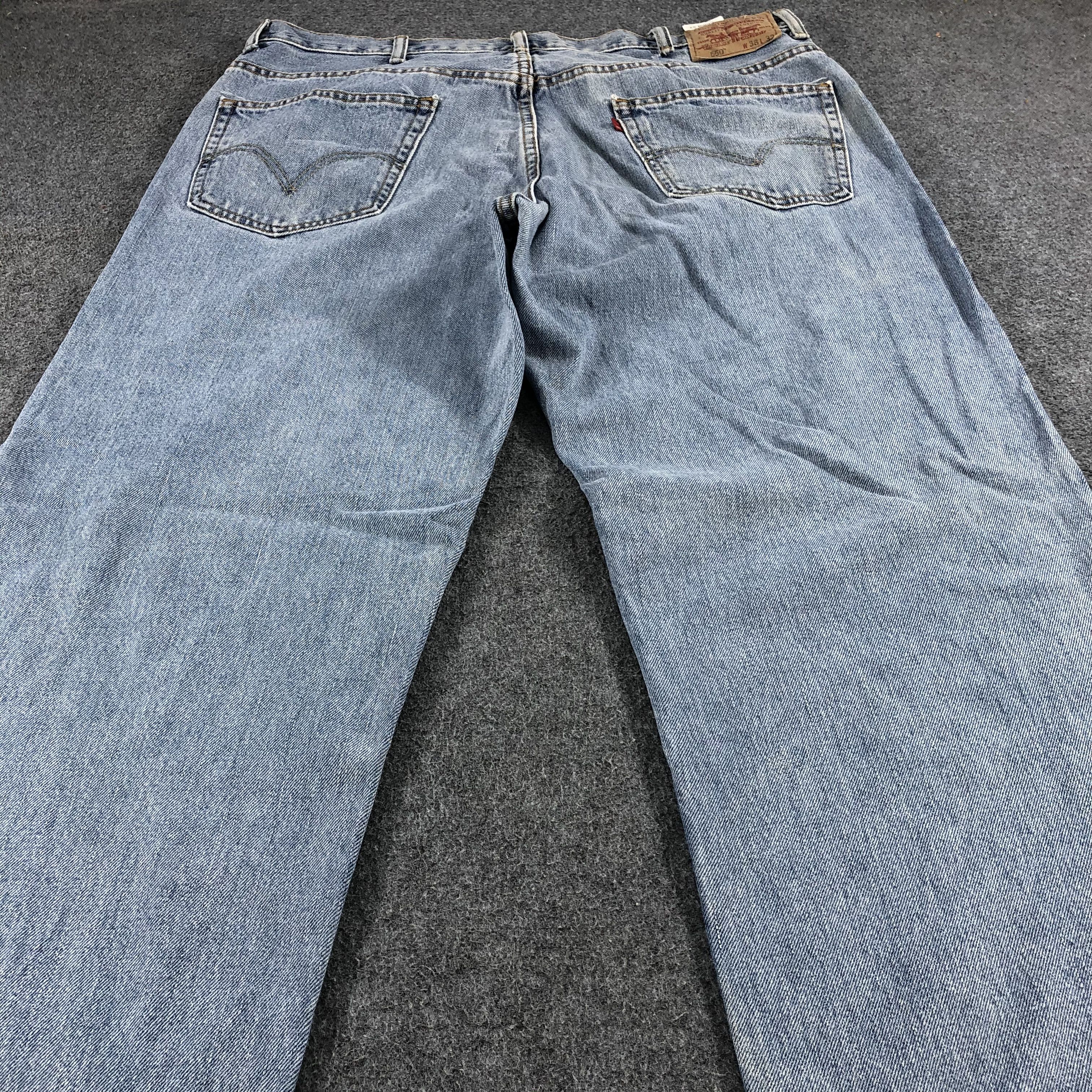 Levi's Vintage Light Wash Levis 550 Jeans- J1358 Size US 39 - 4 Thumbnail