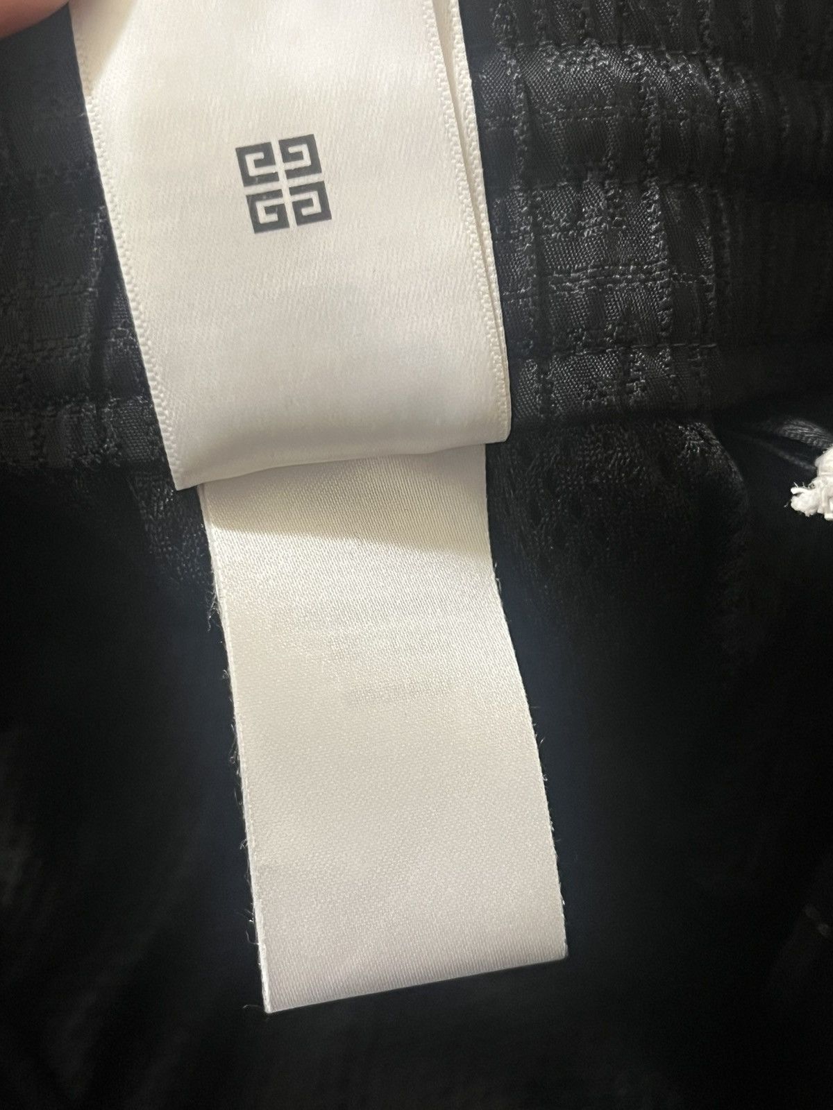 Givenchy Givenchy 4G Nylon Jacquard Jogger Pants Sz 50(34waist) Size US 34 / EU 50 - 12 Thumbnail