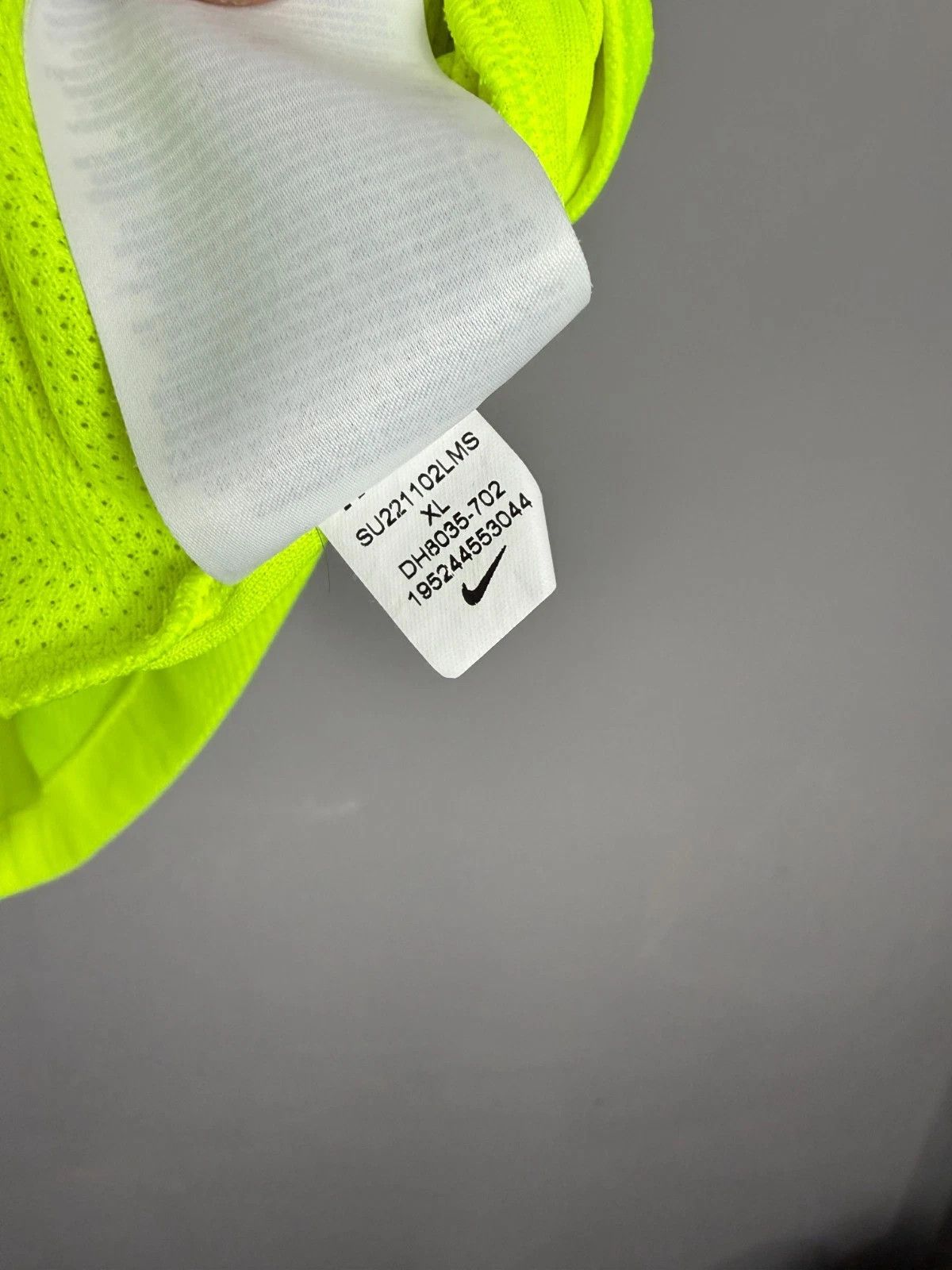 Nike Nike FC Zürich 2023/24 GK Third Jersey Neon Yellow Shirt Size US XL / EU 56 / 4 - 7 Thumbnail