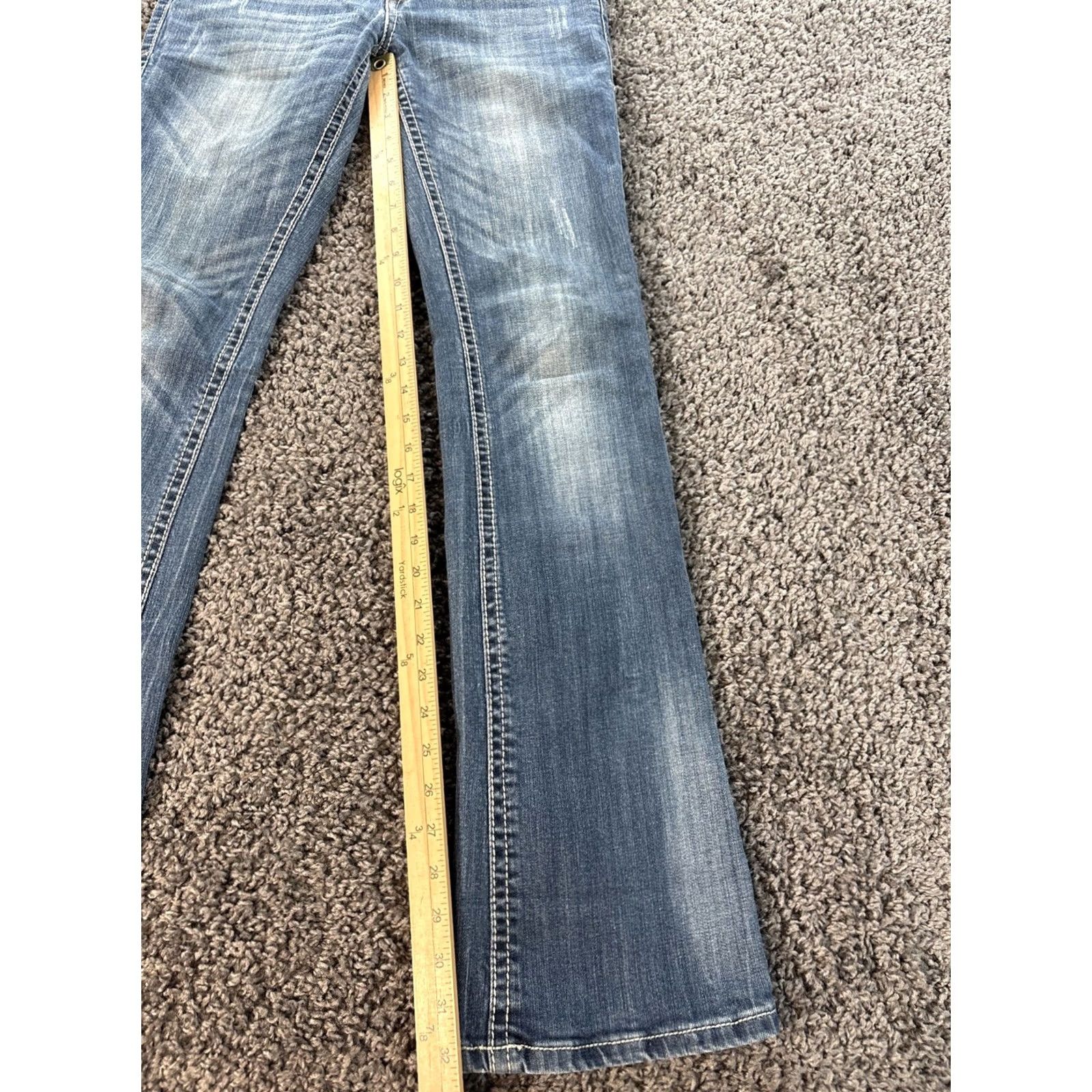 Grace in LA Grace in LA Jeans Bootcut Women's 28x32 Denim Low Rise Embroidered Rhinestone Studded Biker Rock denim blue Regular Girls? Size 28" / US 6 / IT 42 - 4 Thumbnail