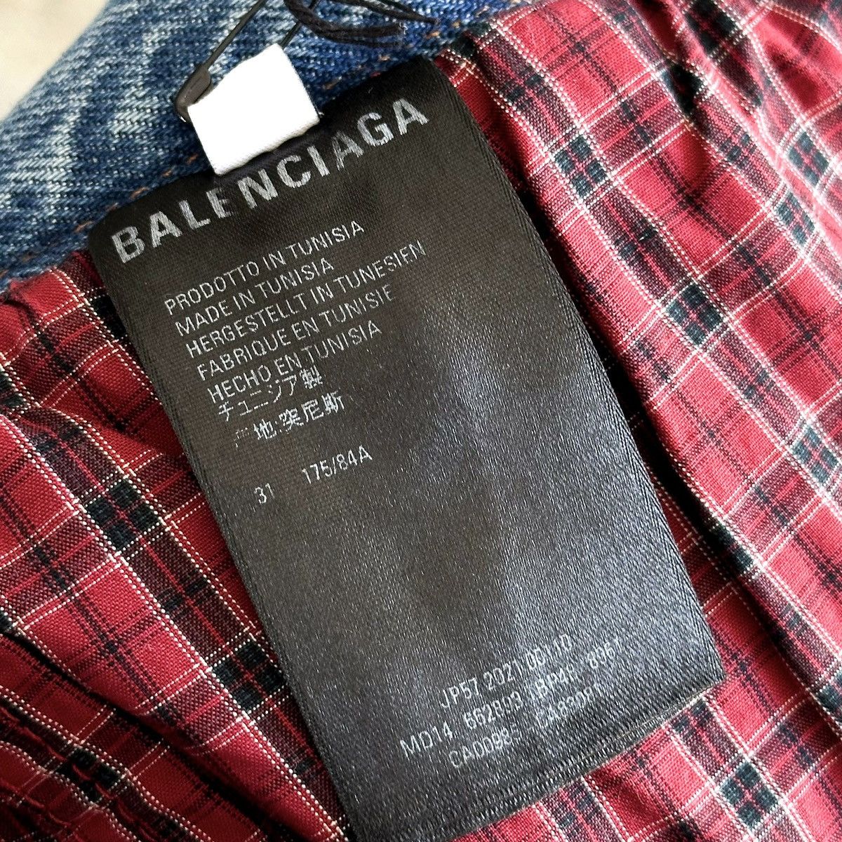 Balenciaga SS21 Distressed Boxer Denim Size US 34 / EU 50 - 8 Thumbnail
