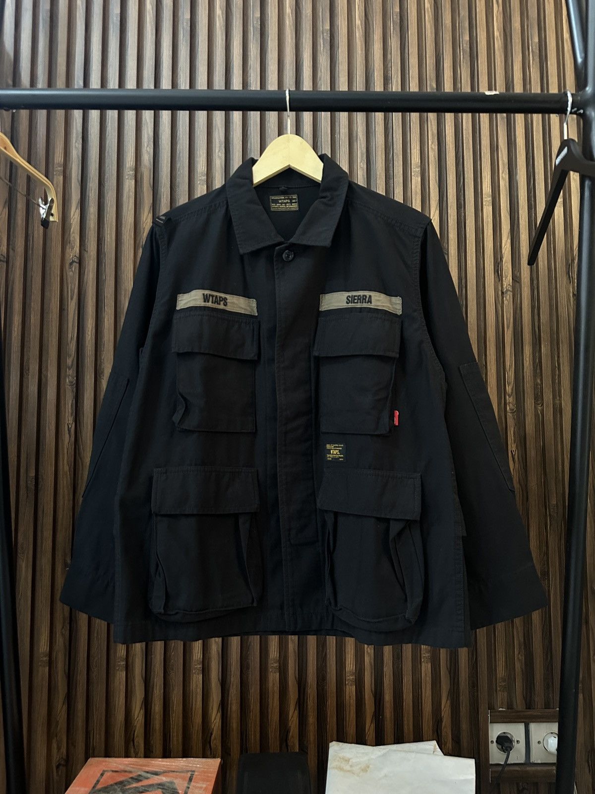 Wtaps WTAPS Jungle L/S Shirt. Nico. Satin "Black" size 1 Size US S / EU 44-46 / 1 - 1 Thumbnail