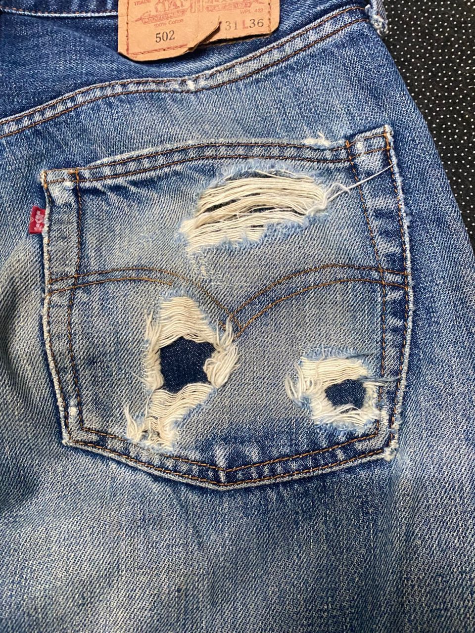 Levi's VINTAGE LEVIS 502 REDLINE SELVEGDE DISTRESSED DENIM Size US 30 / EU 46 - 9 Thumbnail