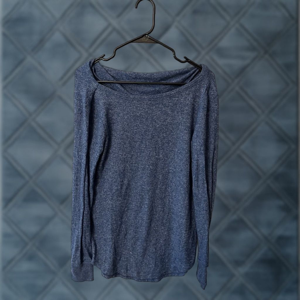 Gap VINTAGE Gap Shirt Women S Blue Solid Round Neck Long Sleeve Adult Small Oversized 90s Womens Size S / US 4 / IT 40 - 1 Thumbnail
