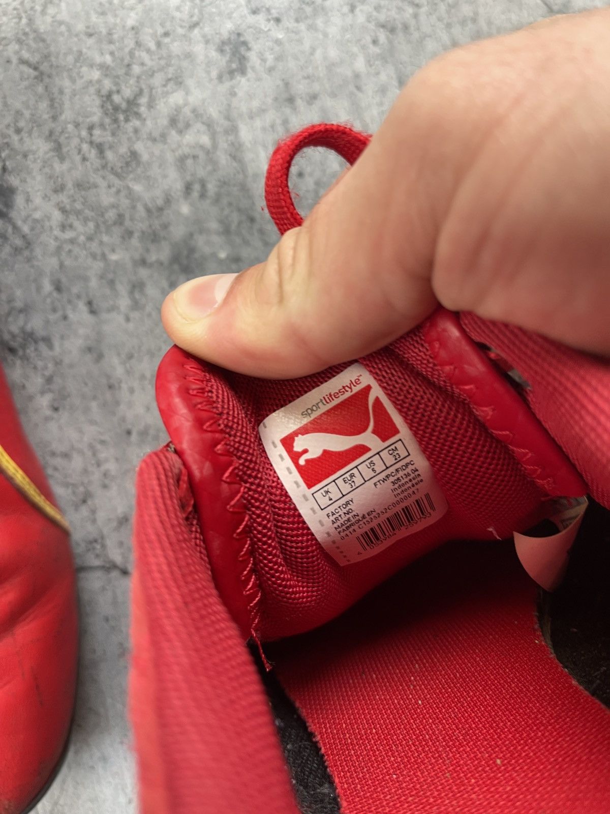 Puma Vintage Puma Ferrari SpeedCat Shoes🔥 Size US 5 / EU 37 - 11 Thumbnail